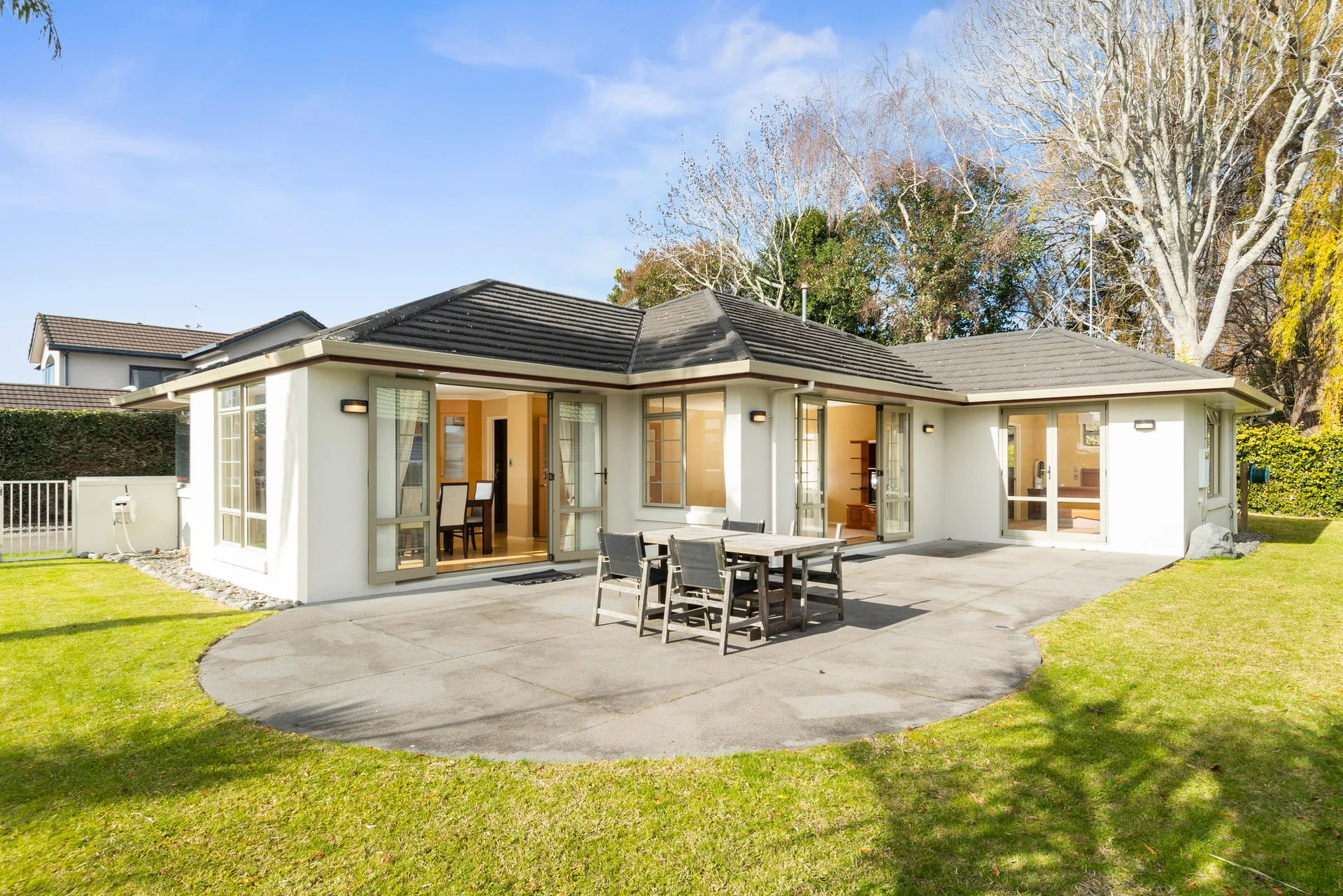 14 Pembroke Drive