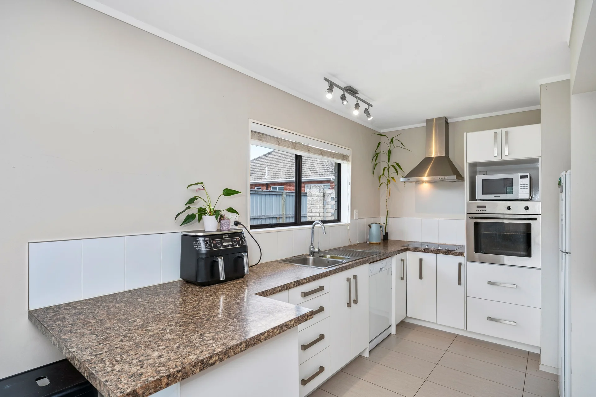 57B Pemberton Crescent