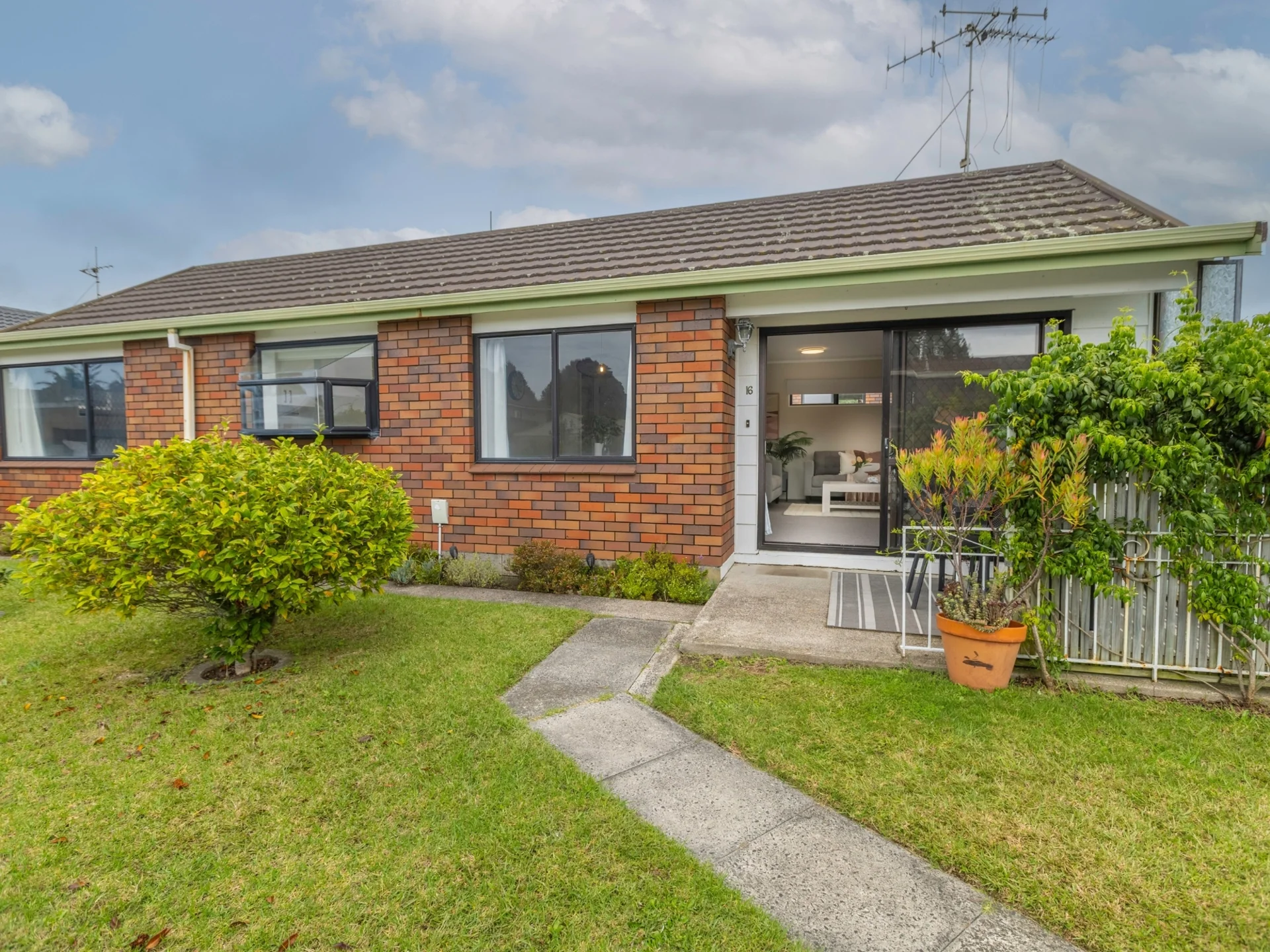16 Berwick Place
