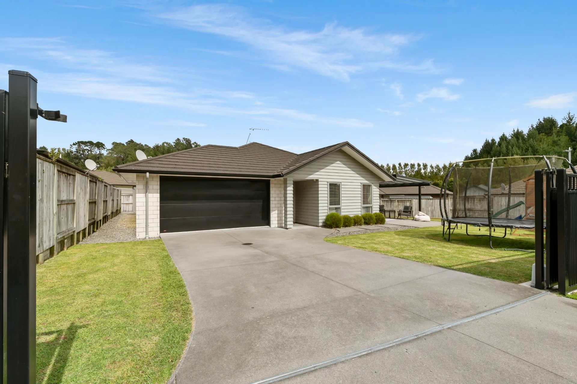 14 Conniston Way