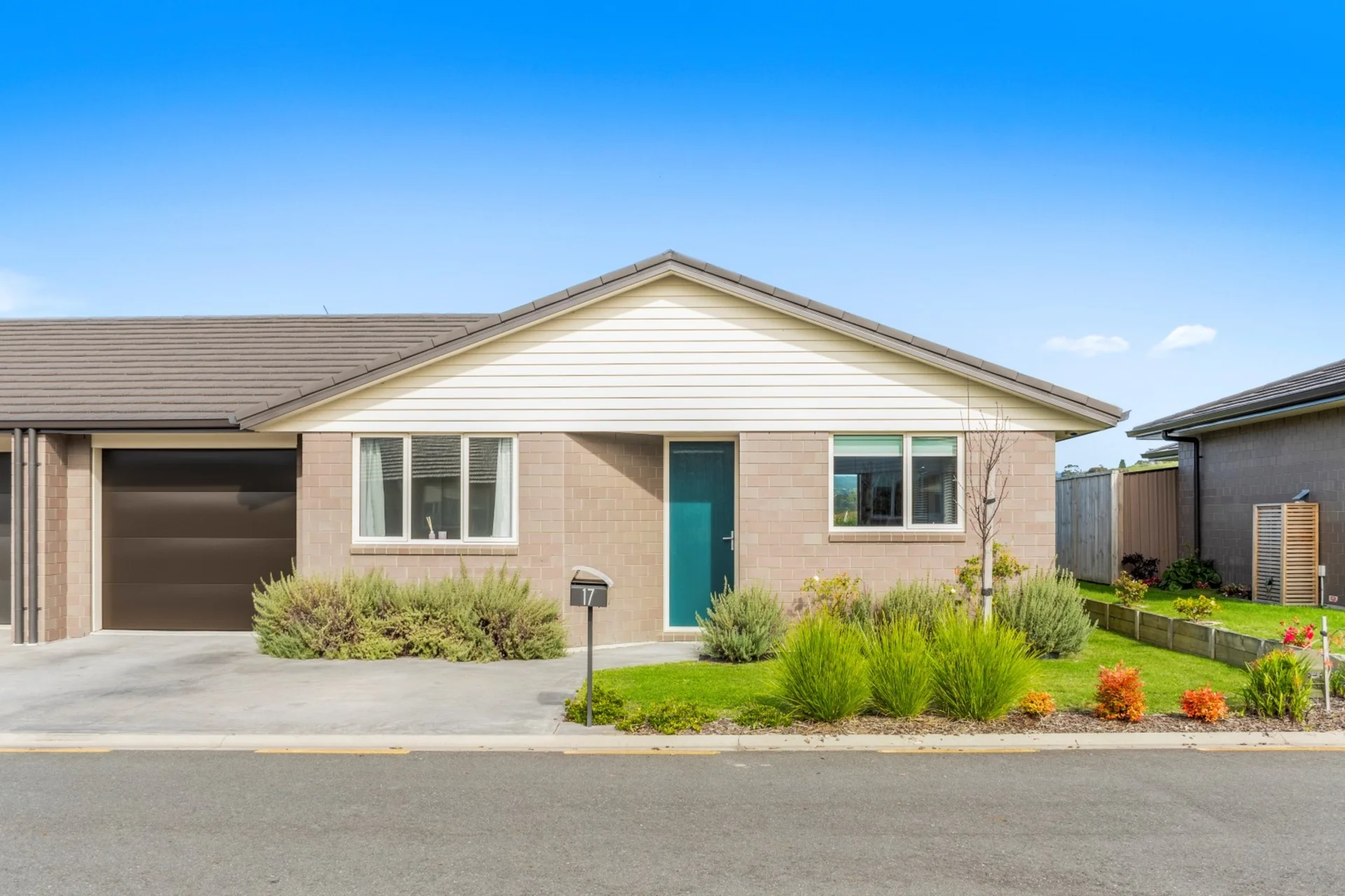 17/4 Greystone Place