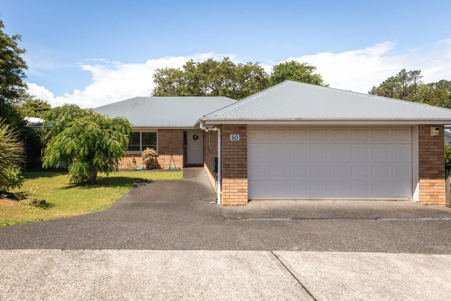 60 Barry Road