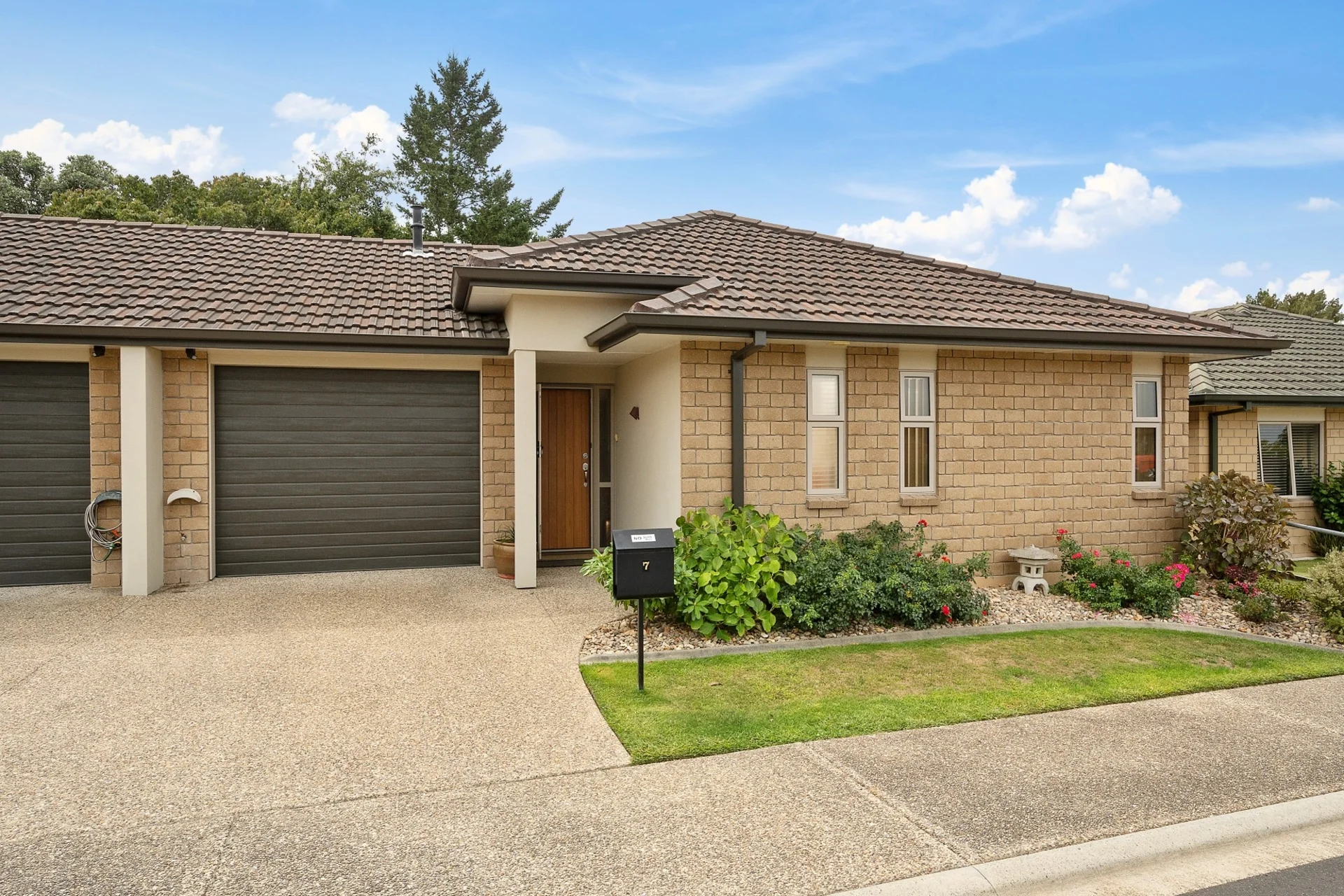 7 Havenbrook Way