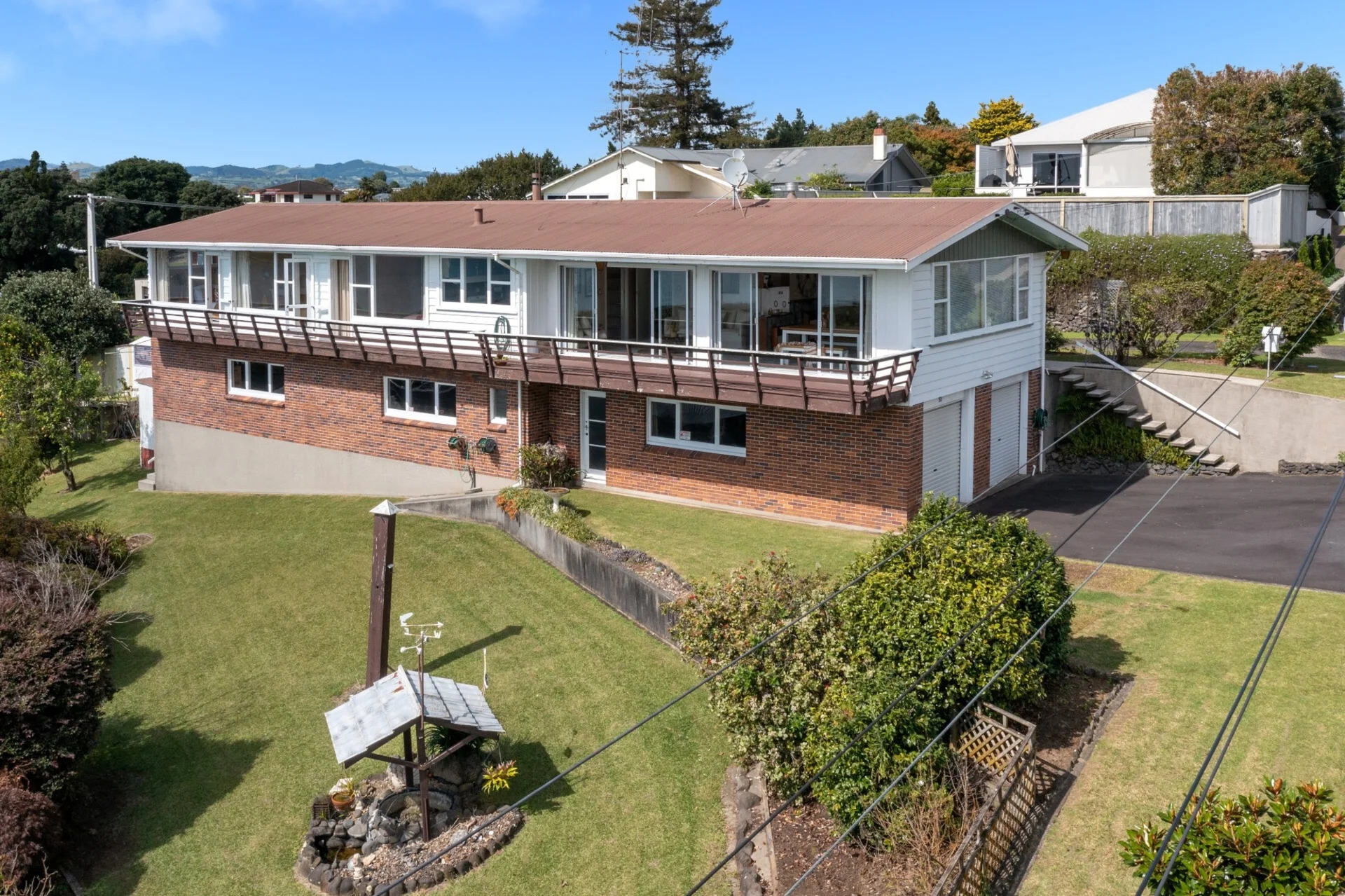51 Churchill Road