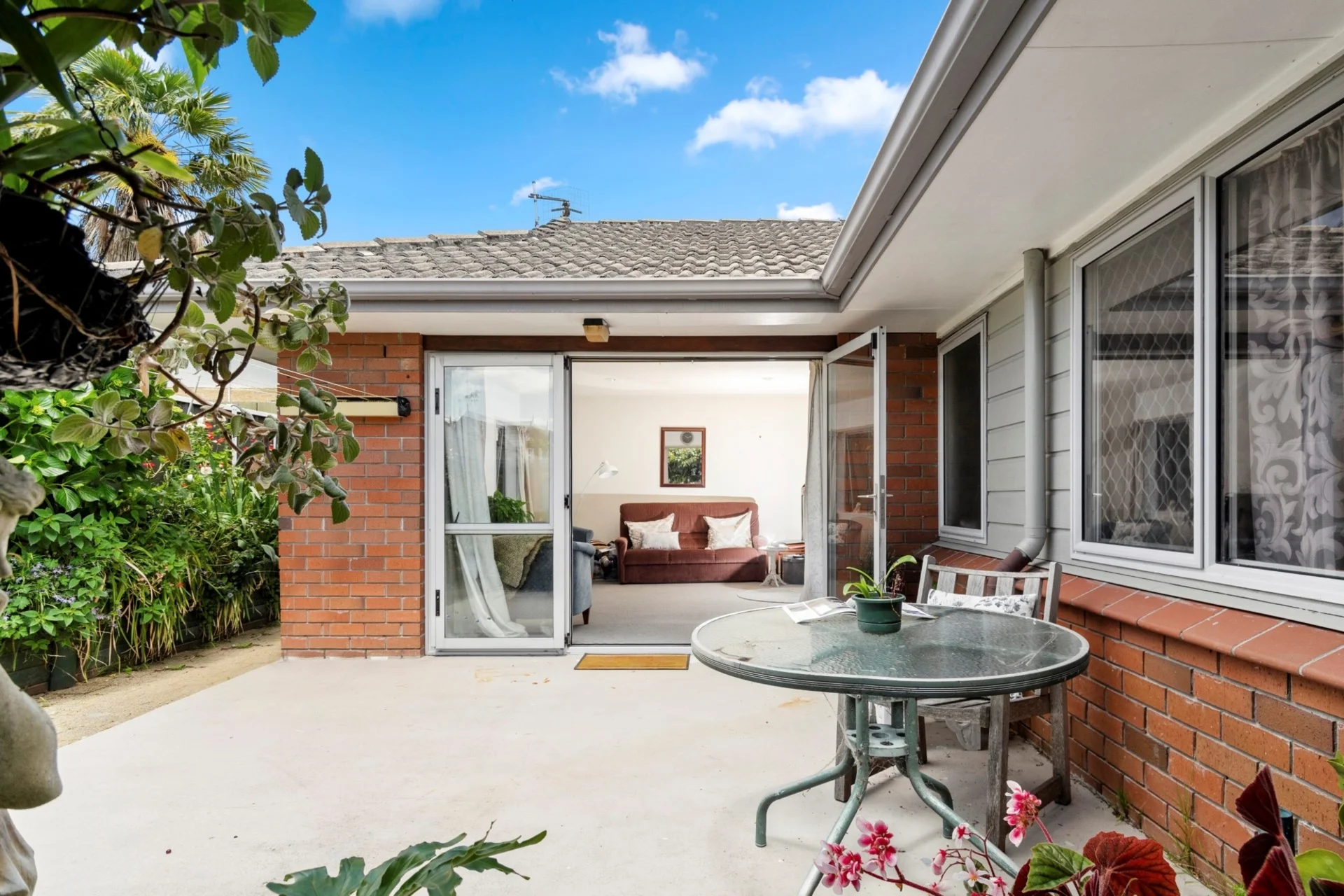8B Courtney Road