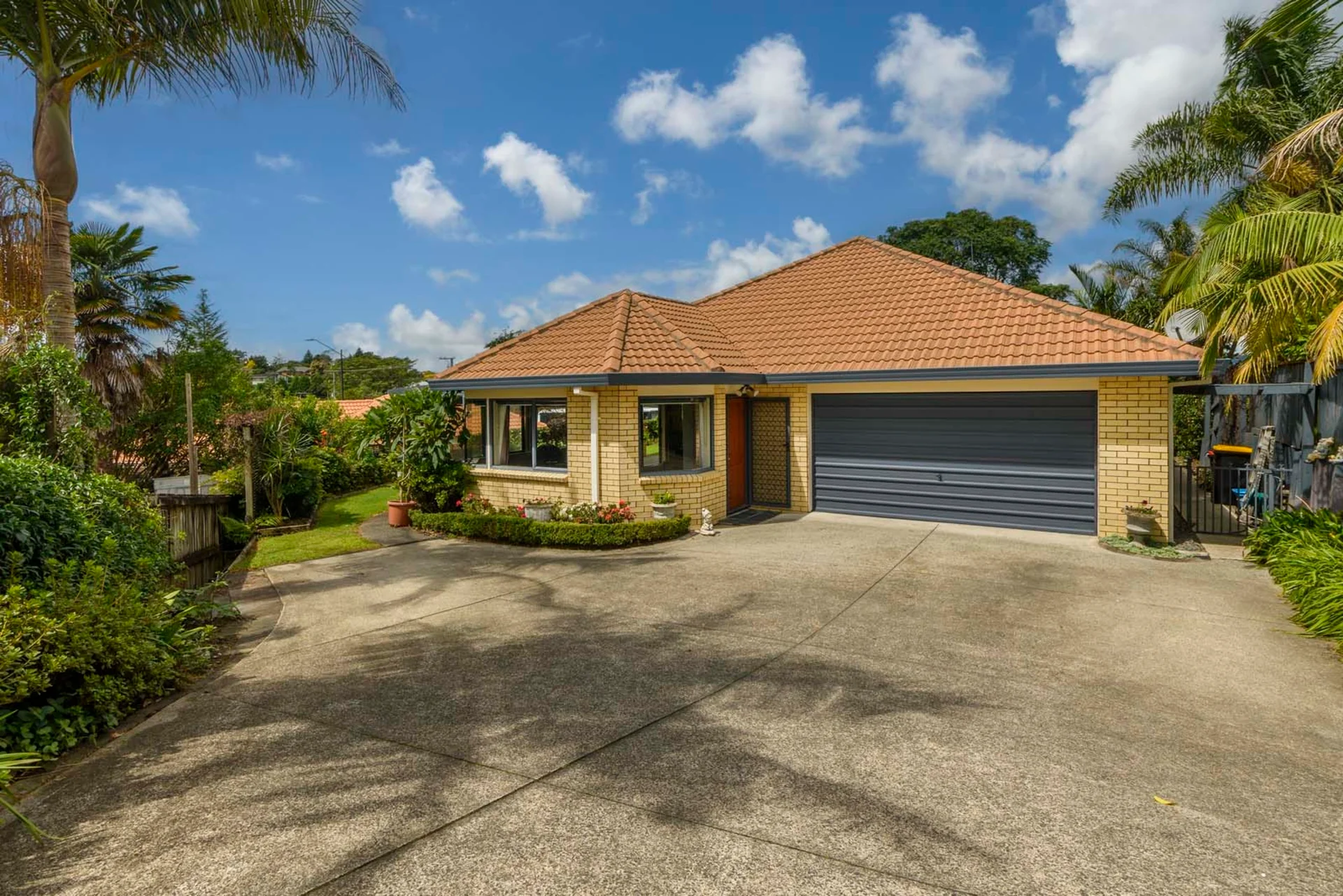 15 Highgrove Place