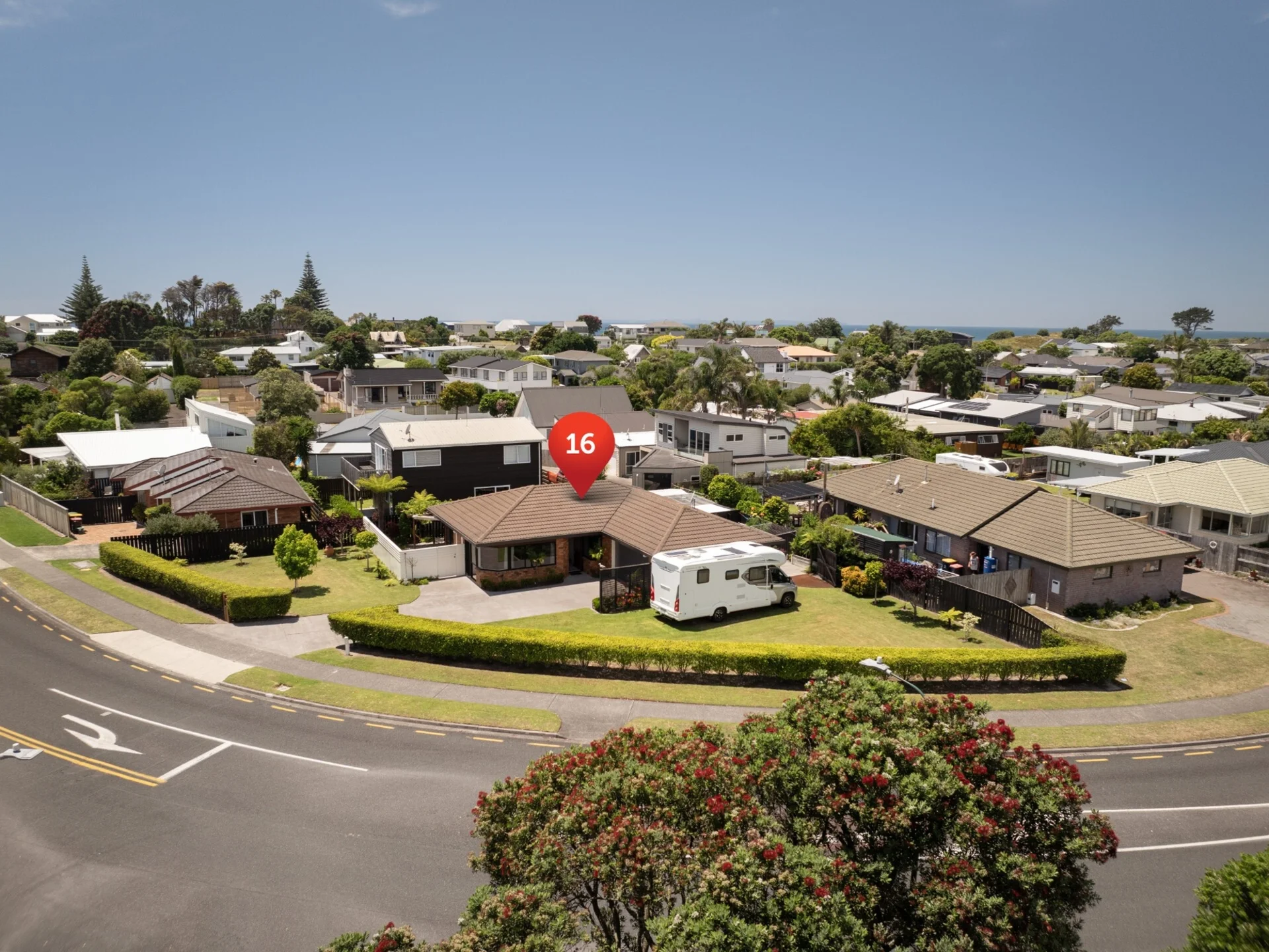 16 Pacific View Road