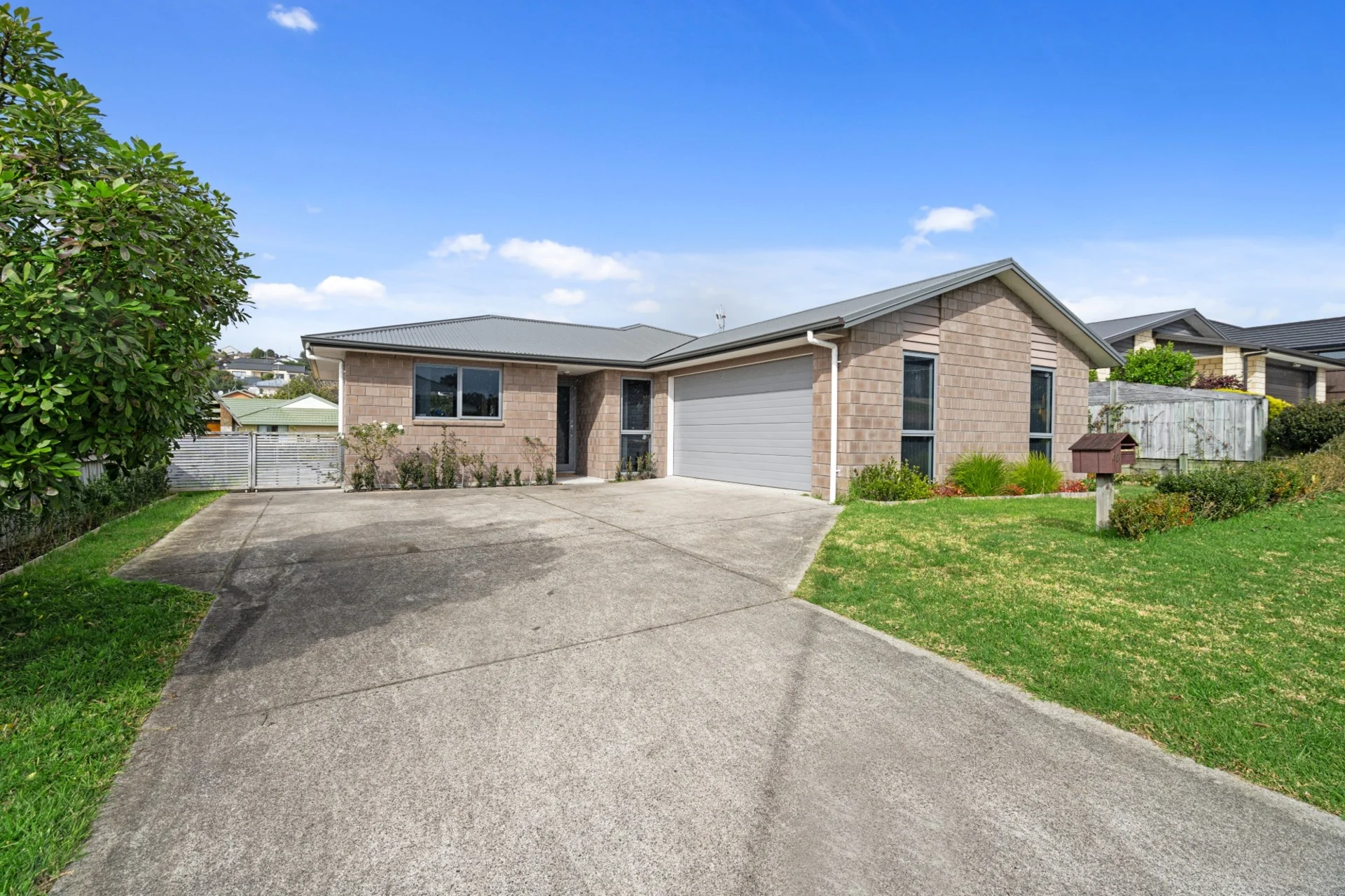 40 Fairfax Crescent