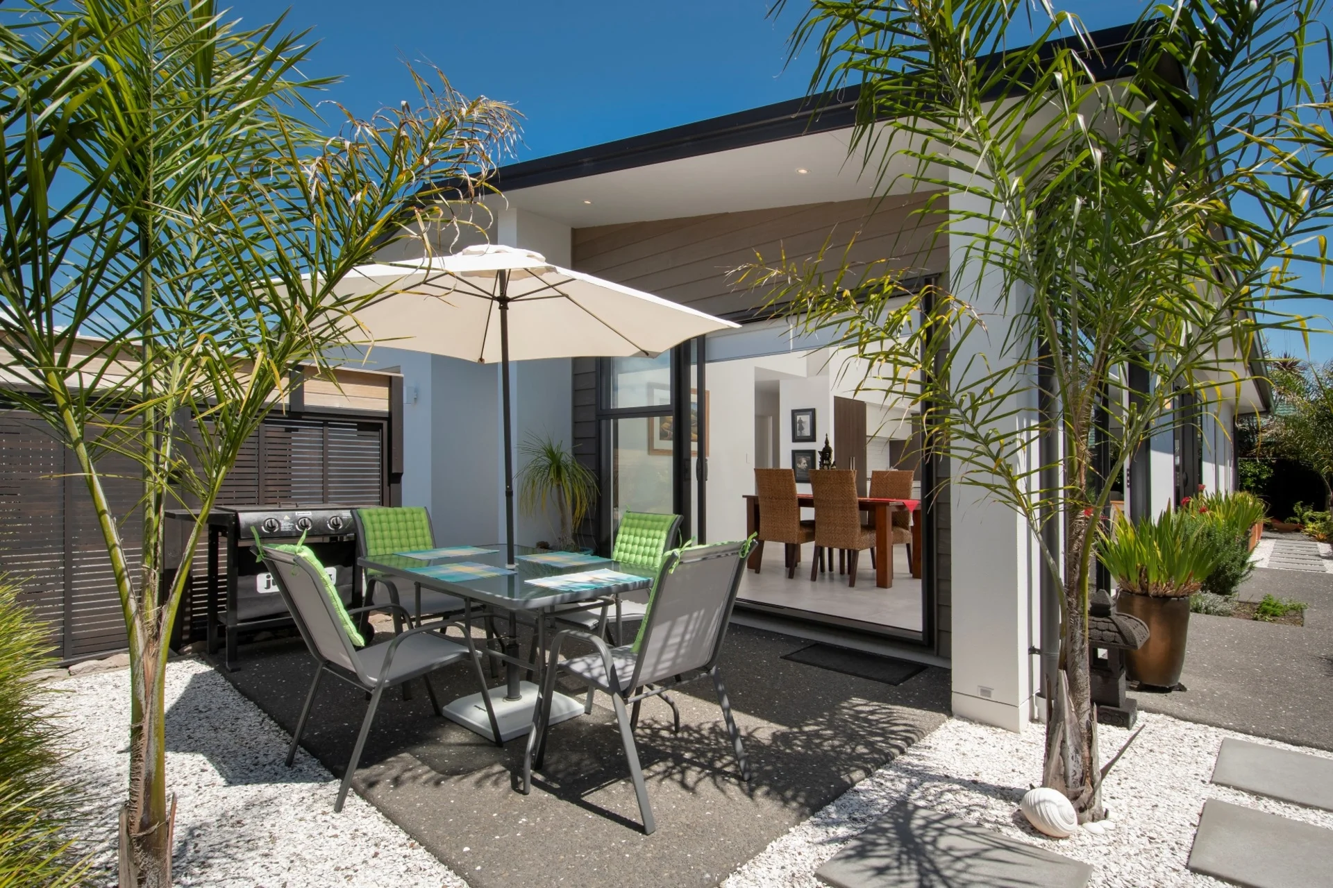 24 Hugo Way