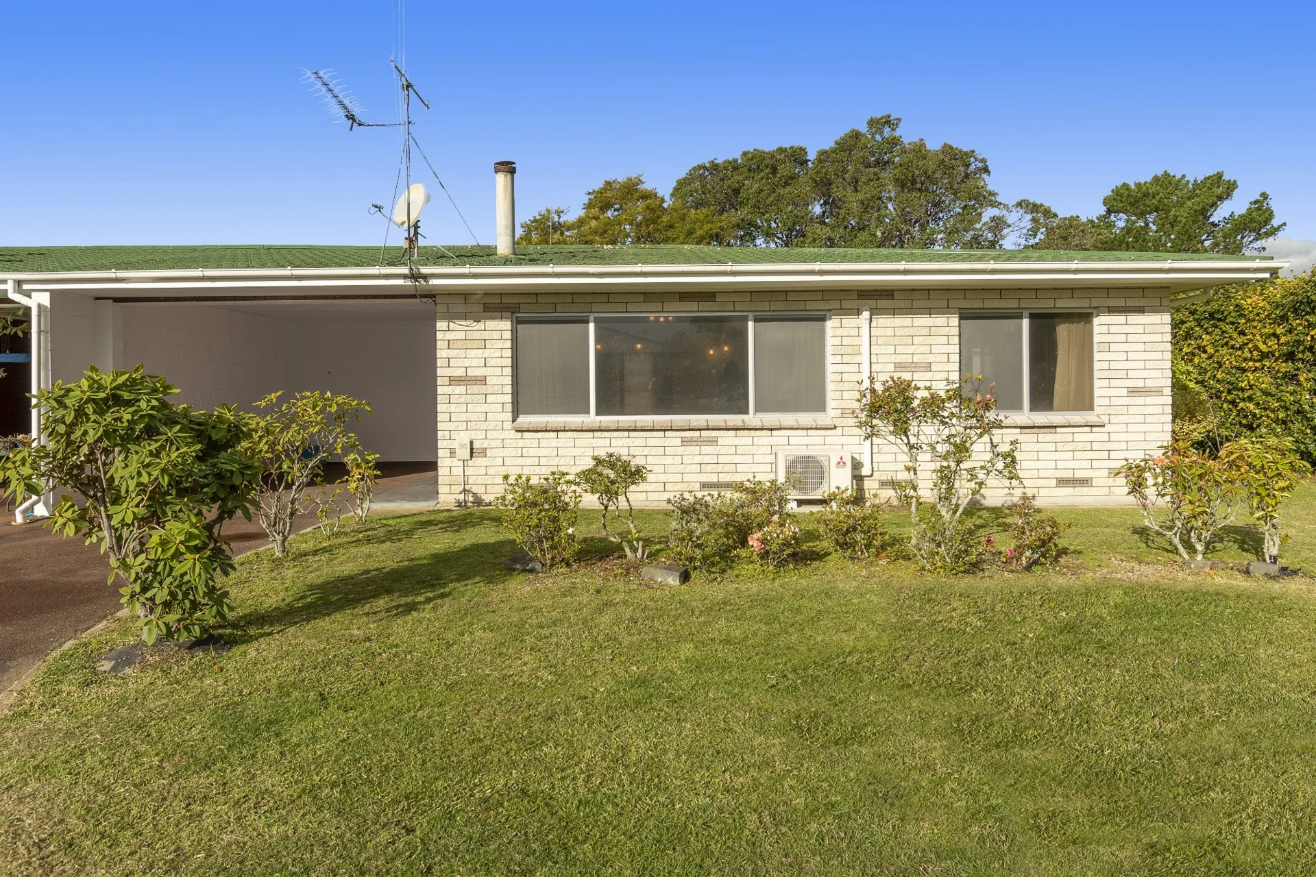 304B Levers Road
