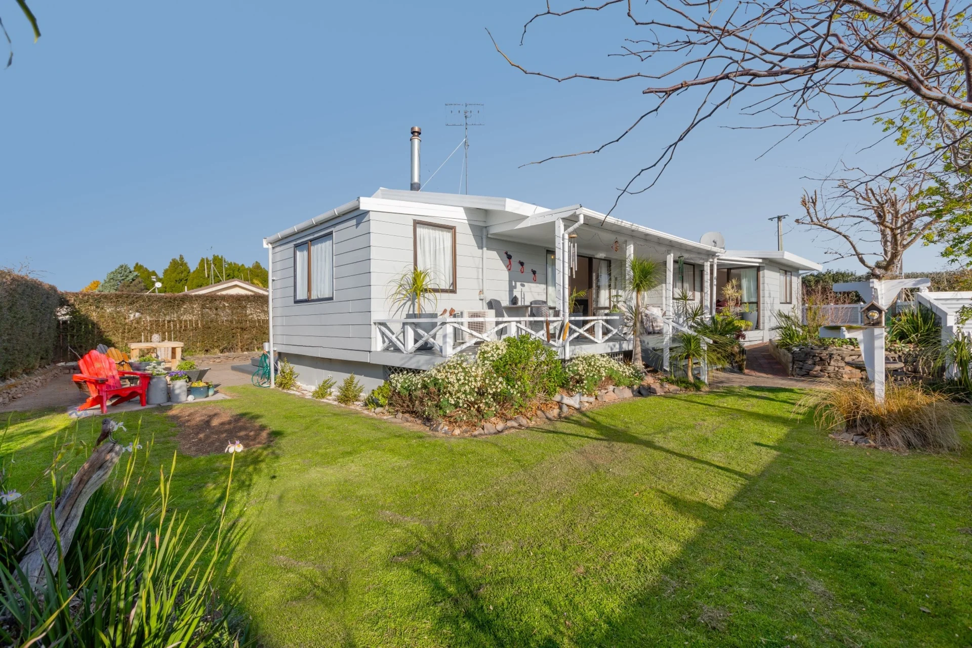 2 Bayview Street