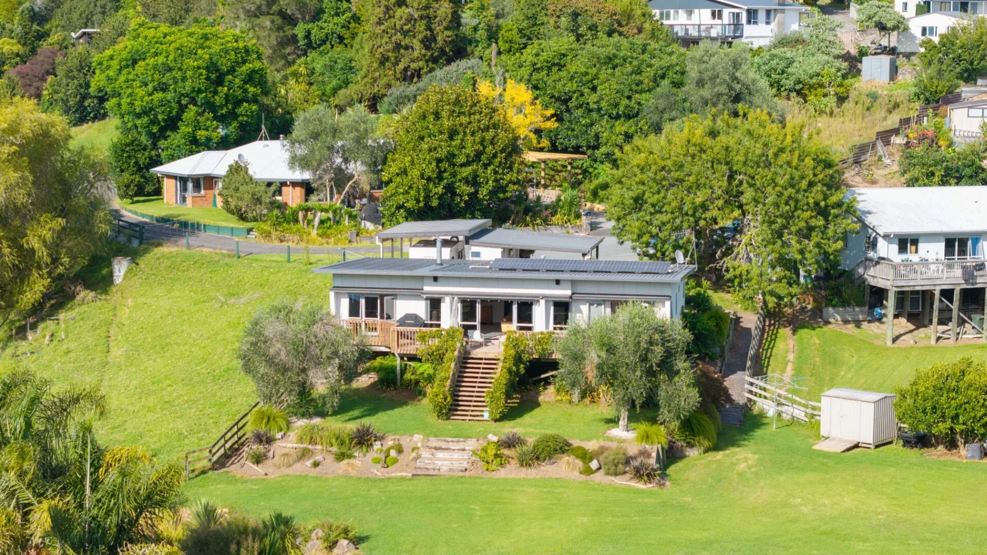 29 Dunrobbin Place