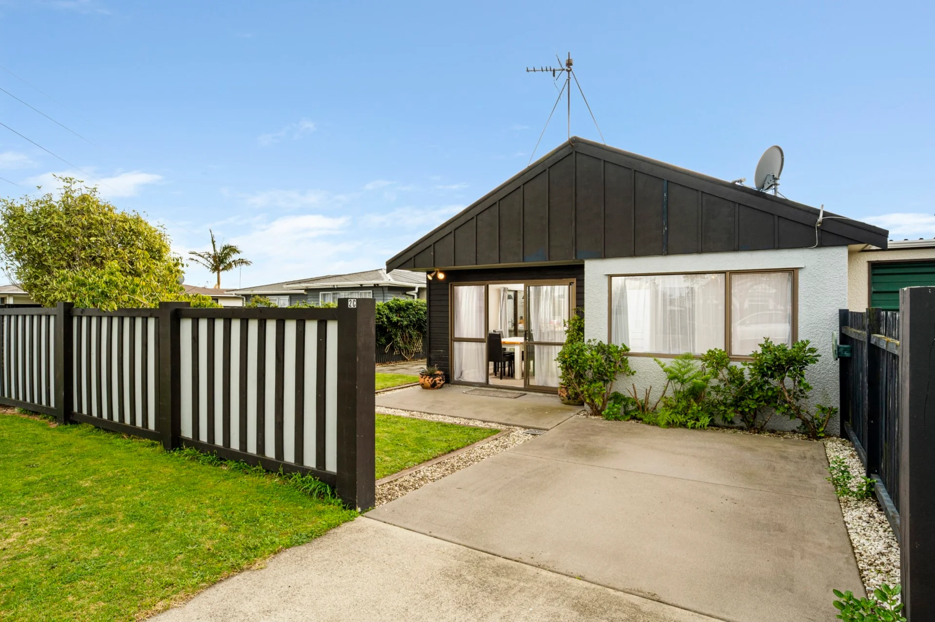 2C Kaniere Street