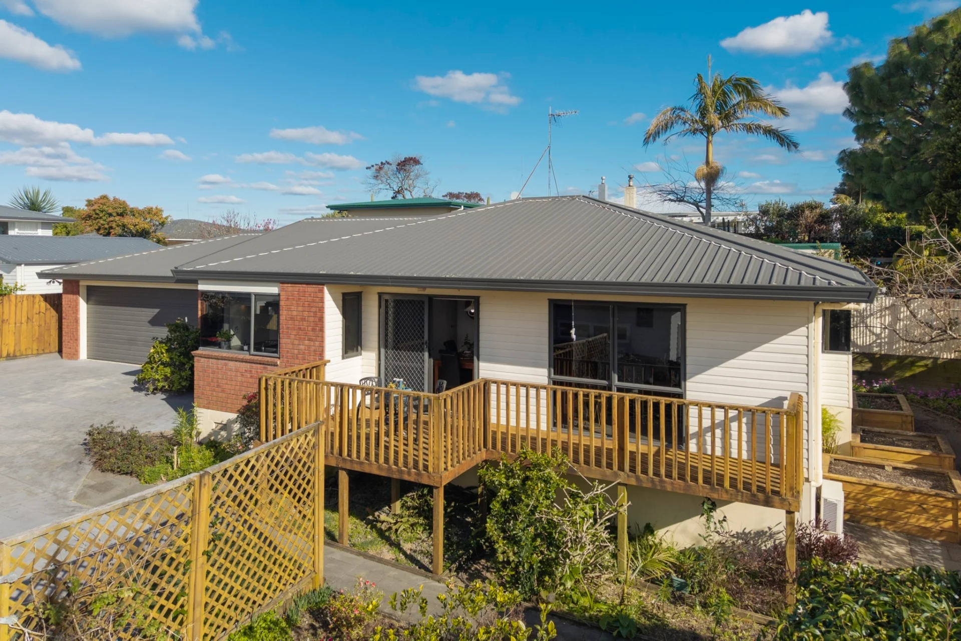 17B Hilltop Road