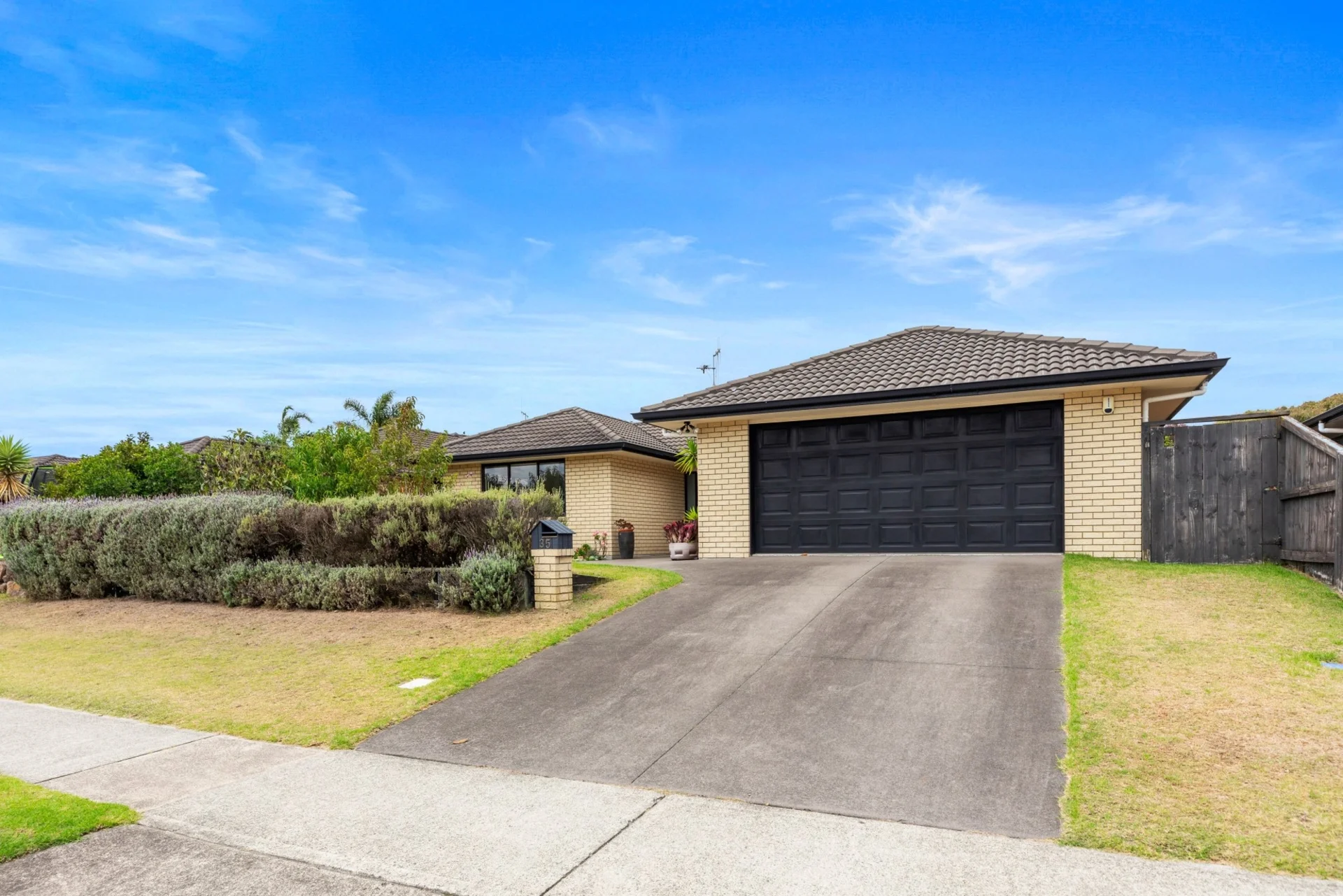 35 Golden Sands Drive