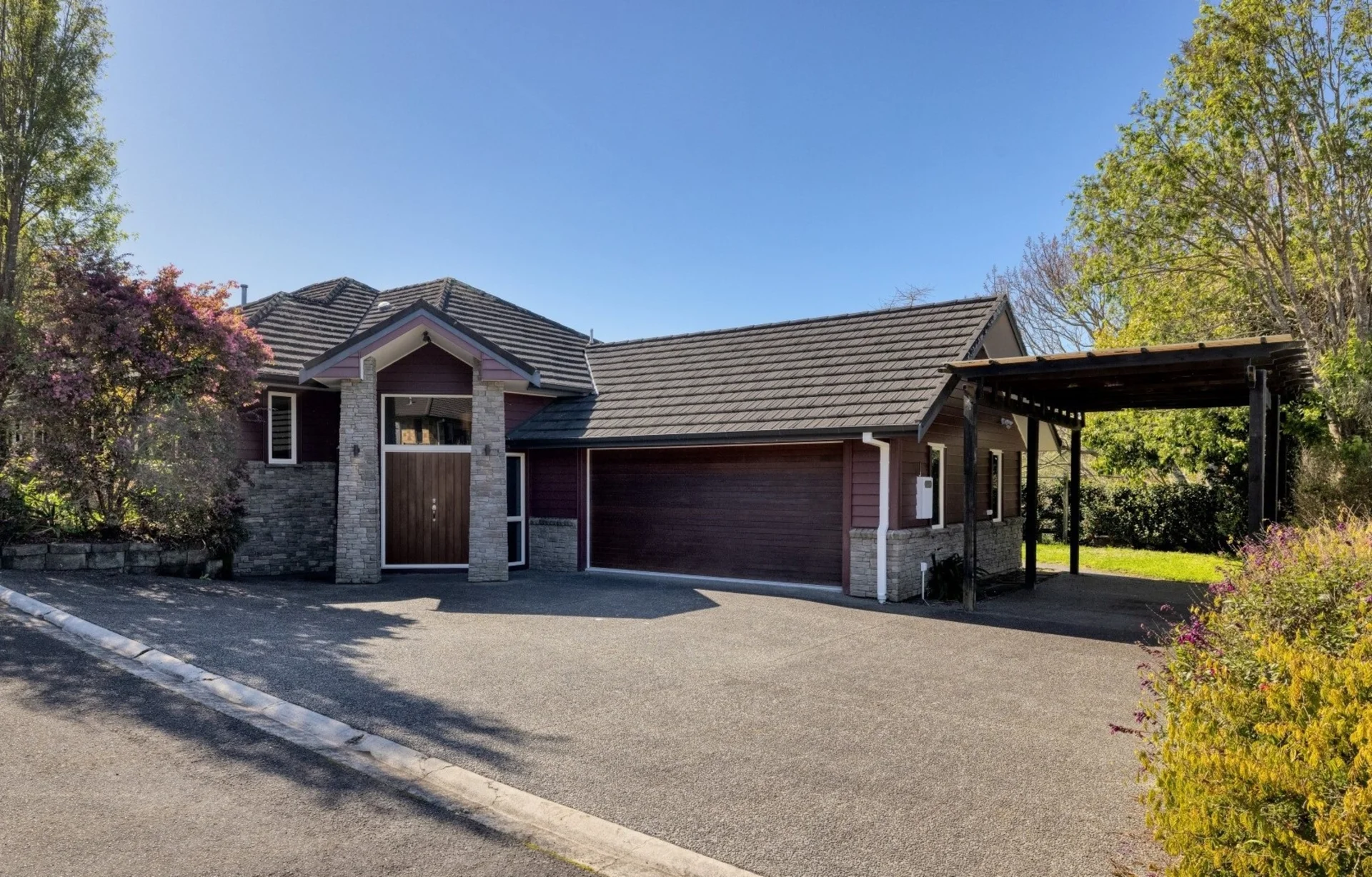 47 Emmerdale Place