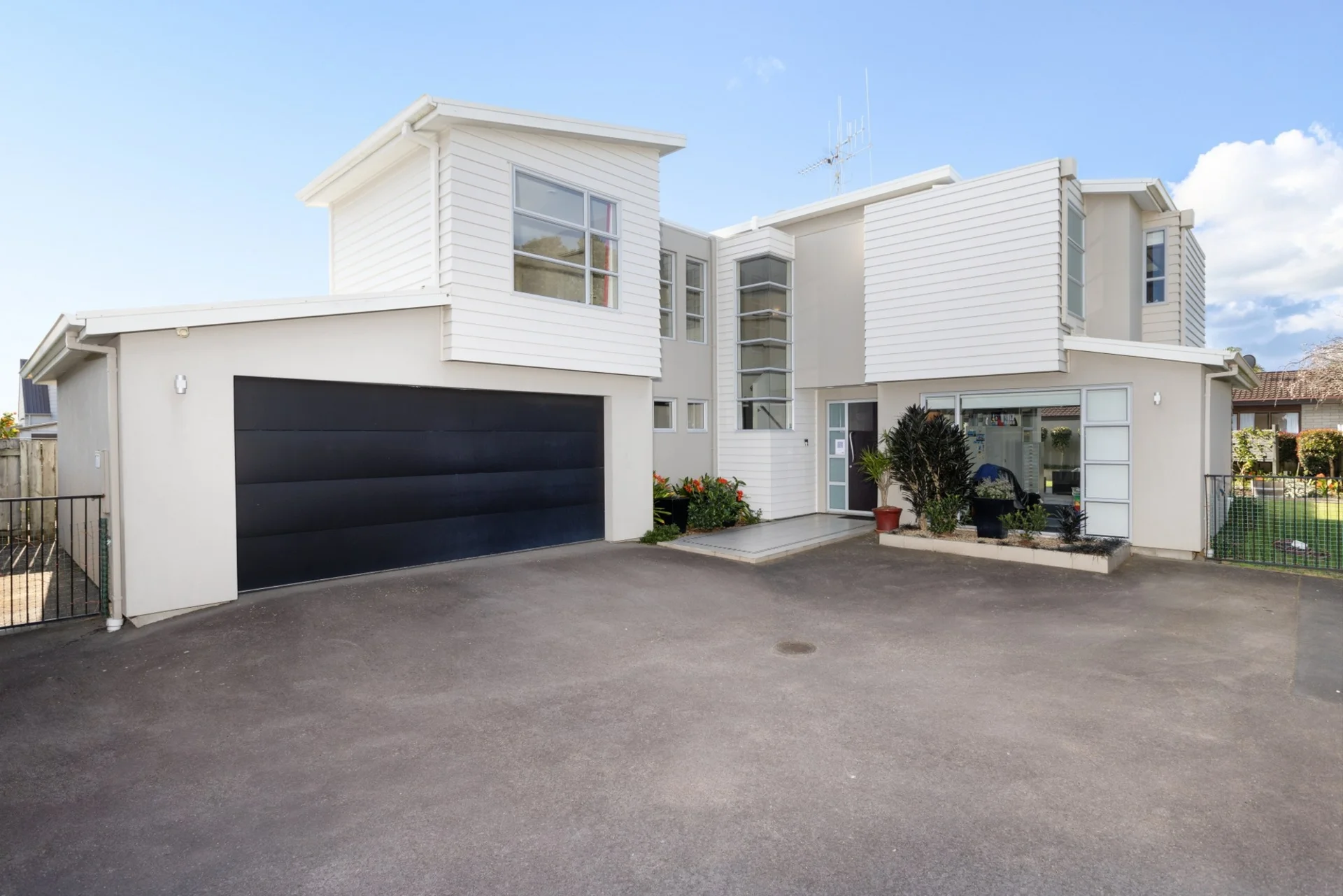 102 Freyberg Street