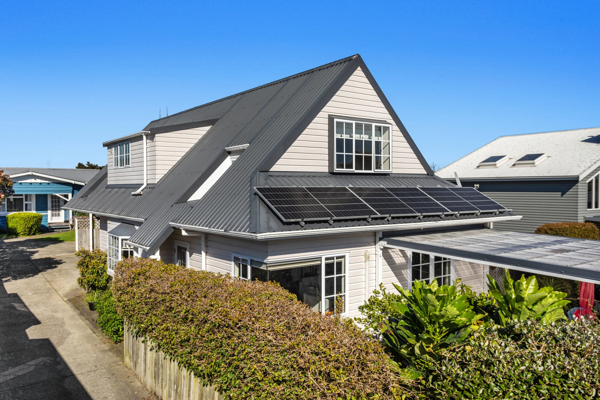 25B James Street