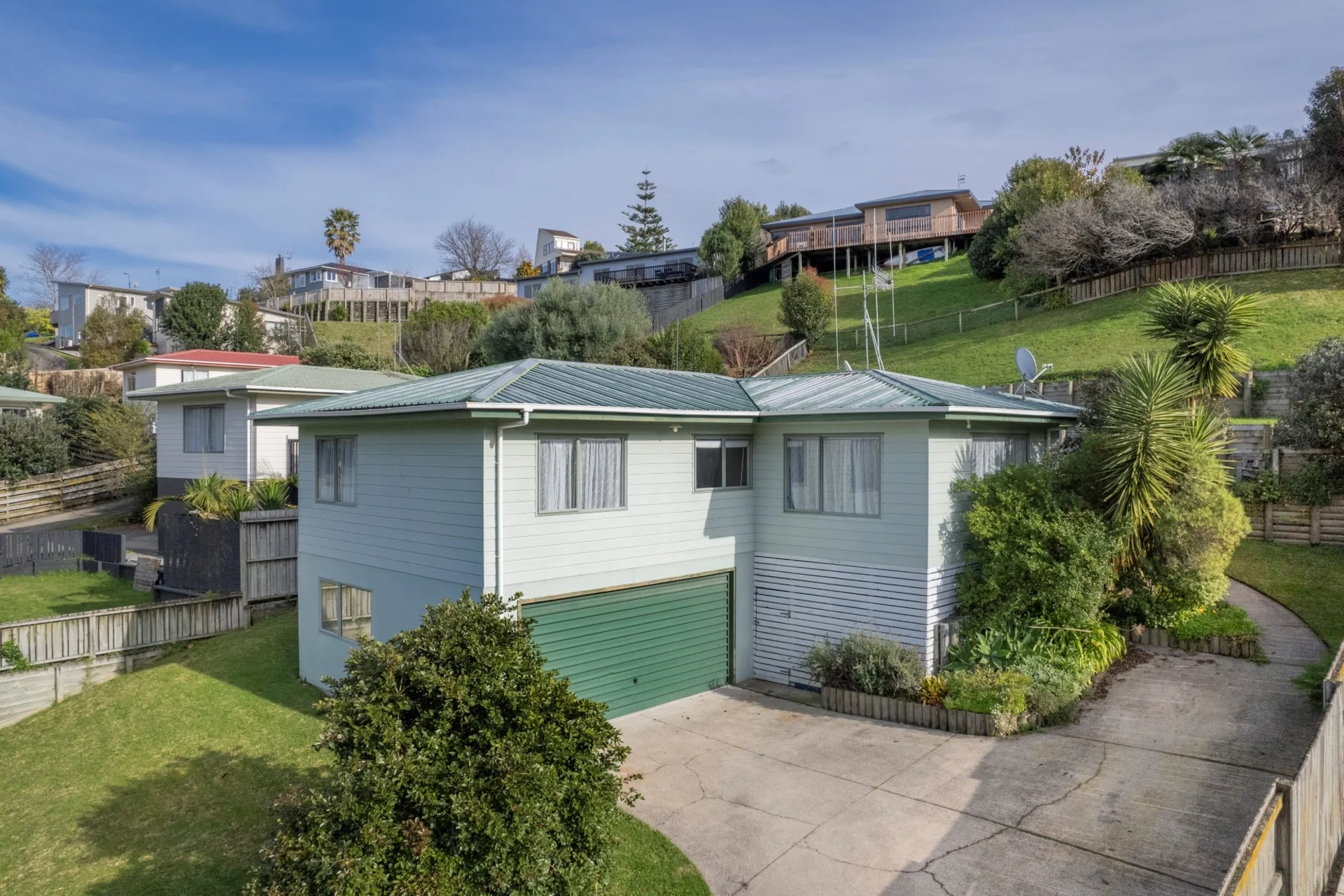 76 Bell Street