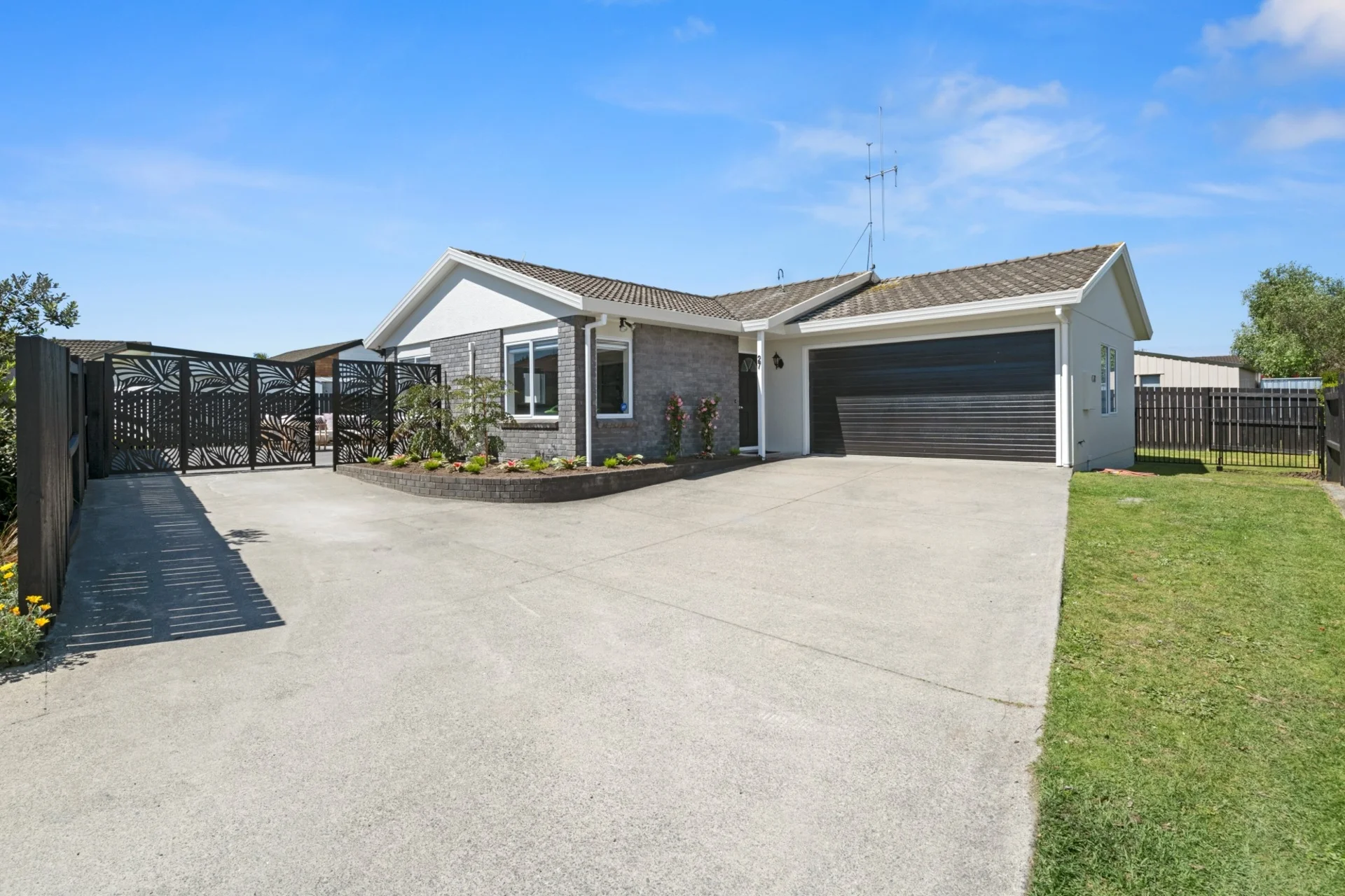27 Balmacewen Place