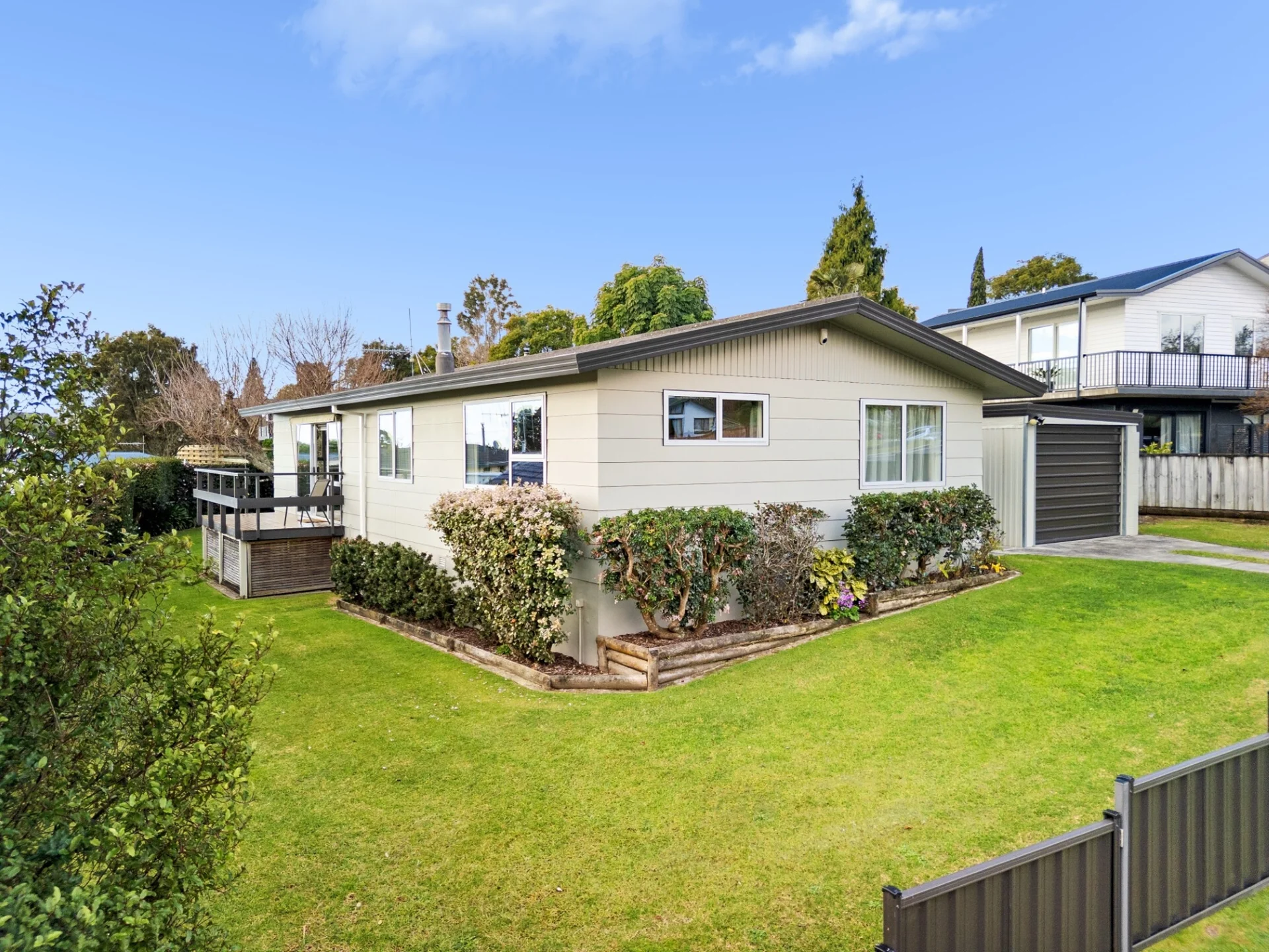 33 Cumberland Crescent