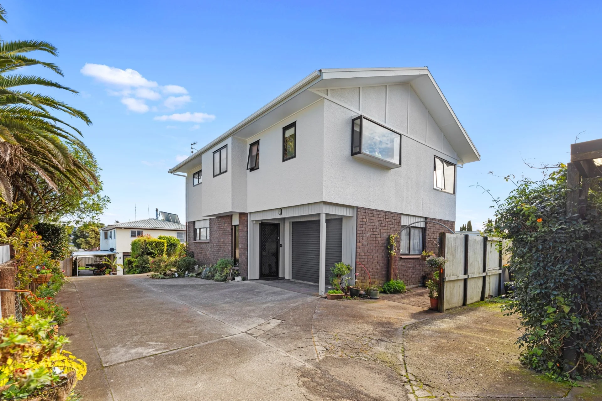 2/57 Turret Road