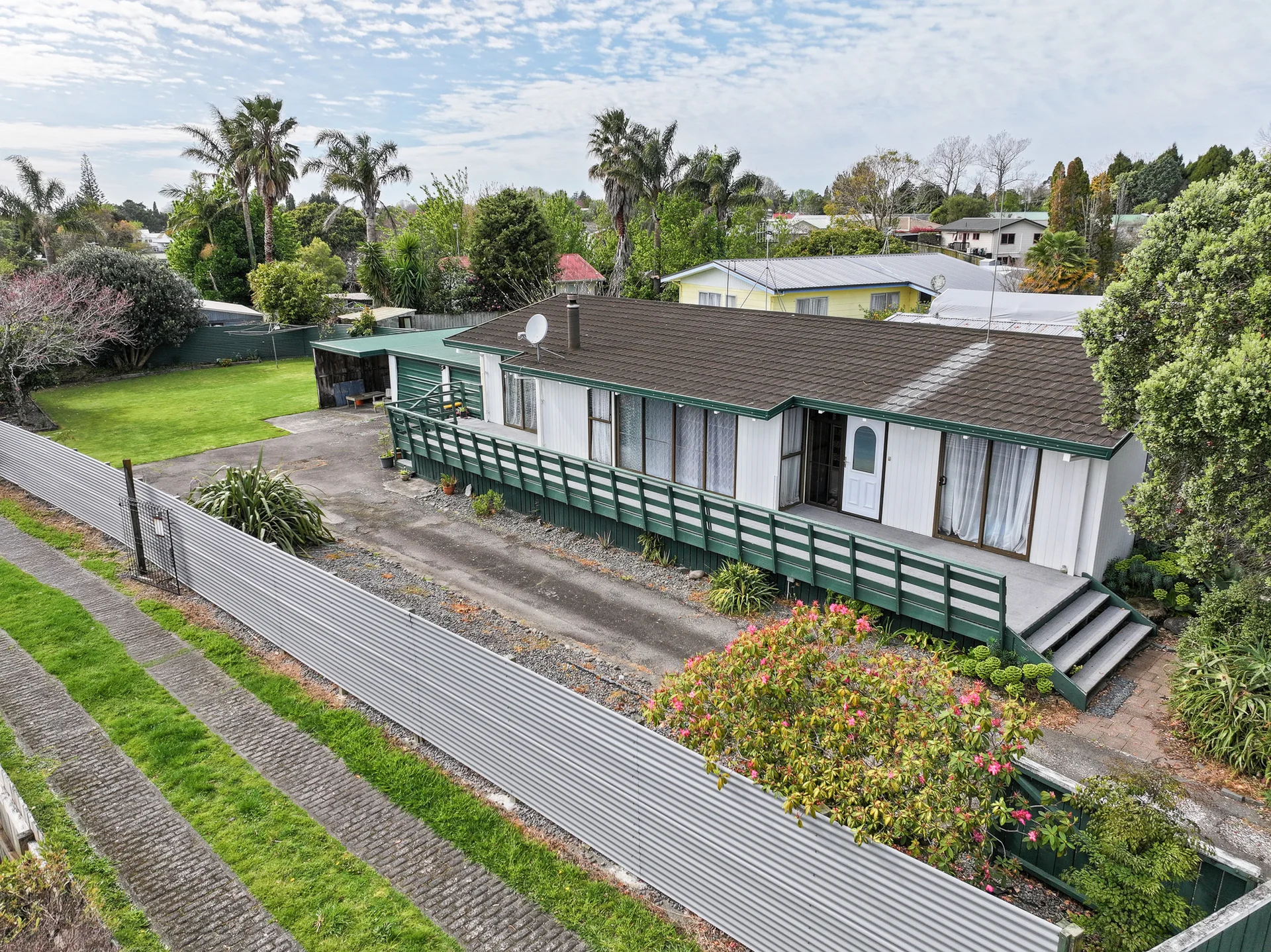 16 Bayview Street