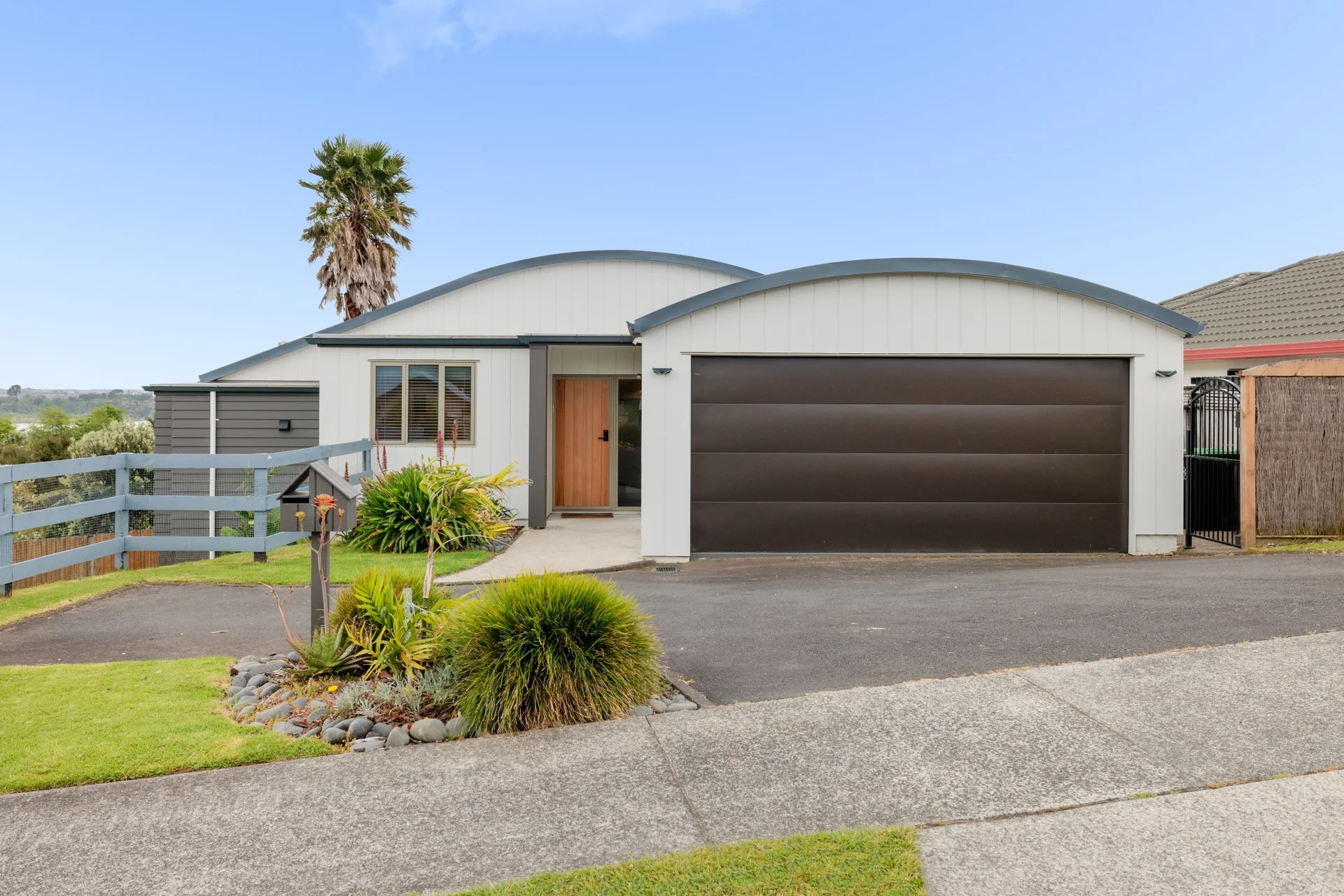 7 Maddison Place