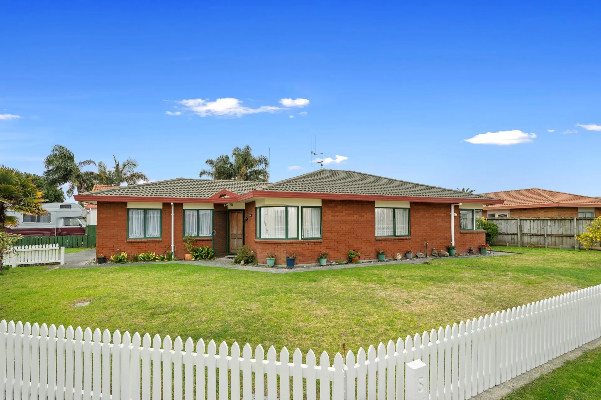 2 Aldermen Avenue
