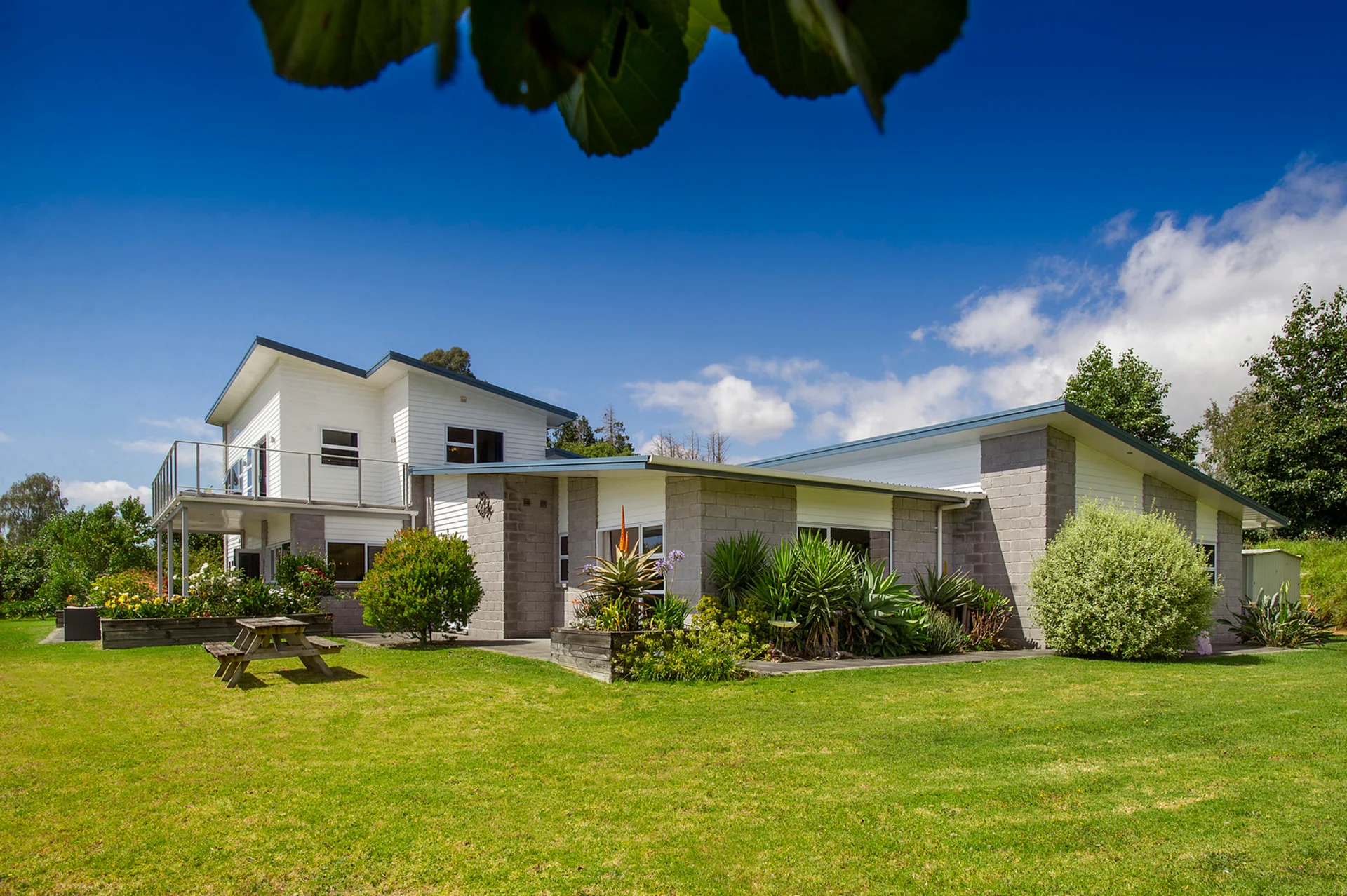 225B Woodland Road