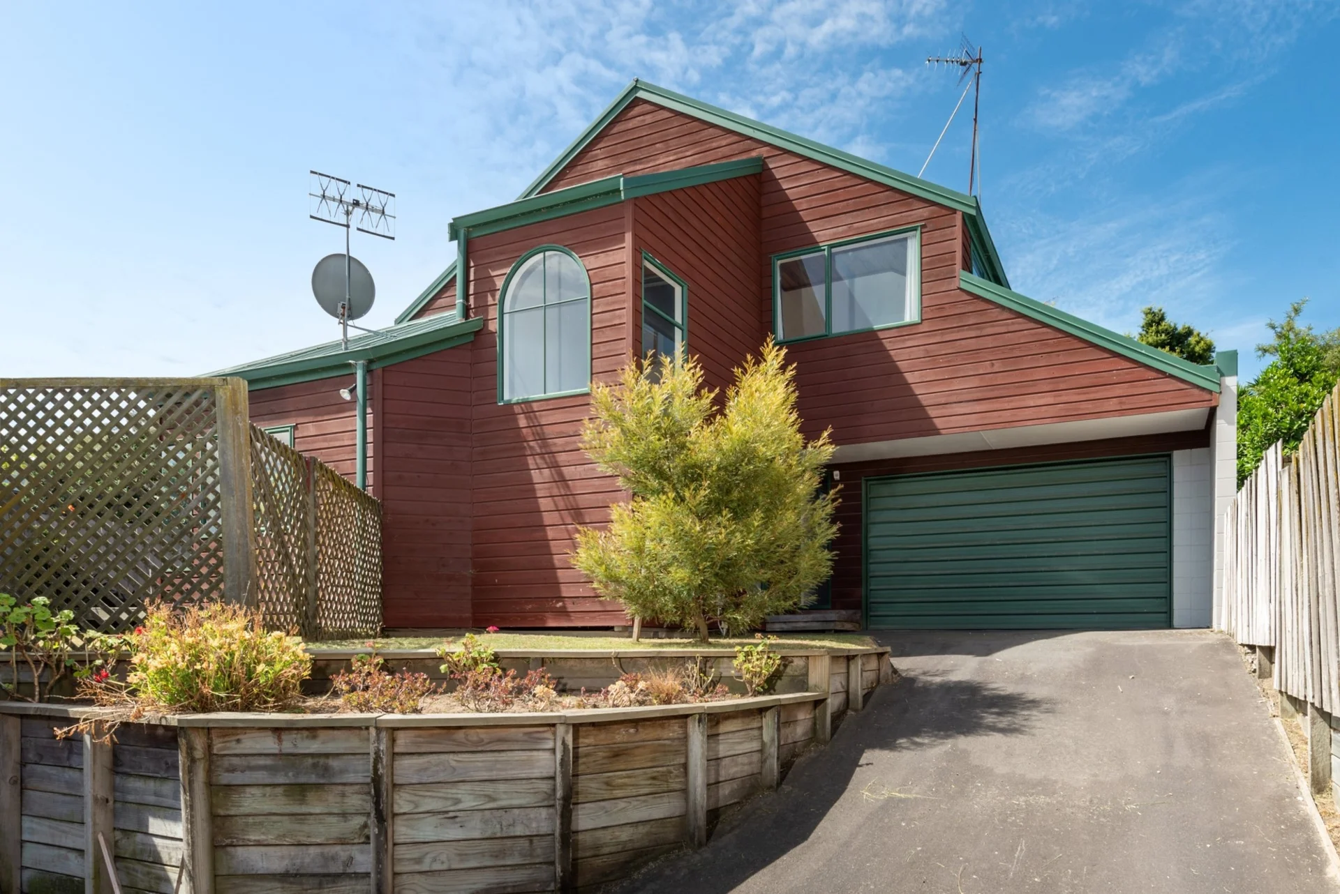 85B Valley Road