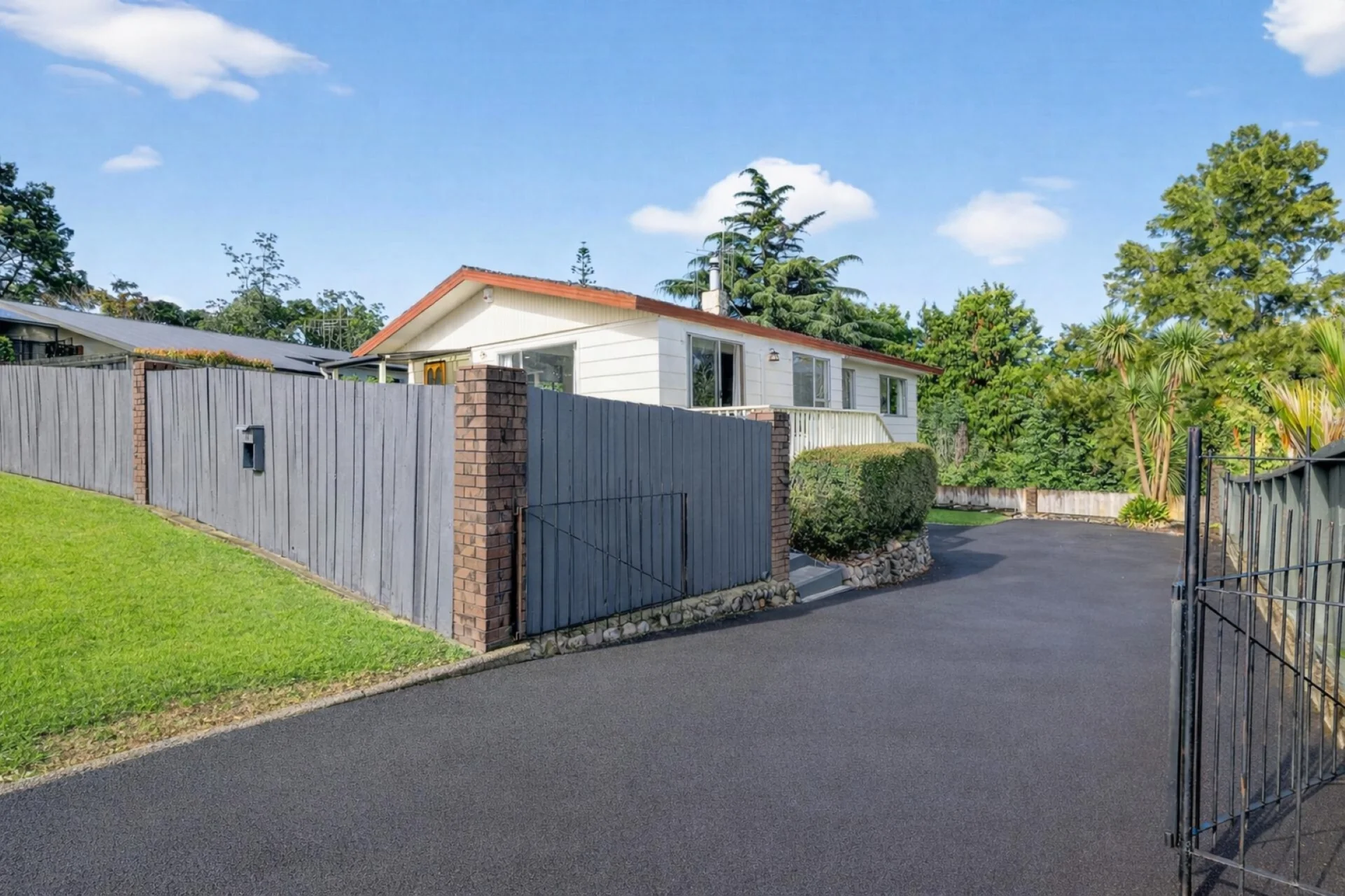 28 Achilles Crescent
