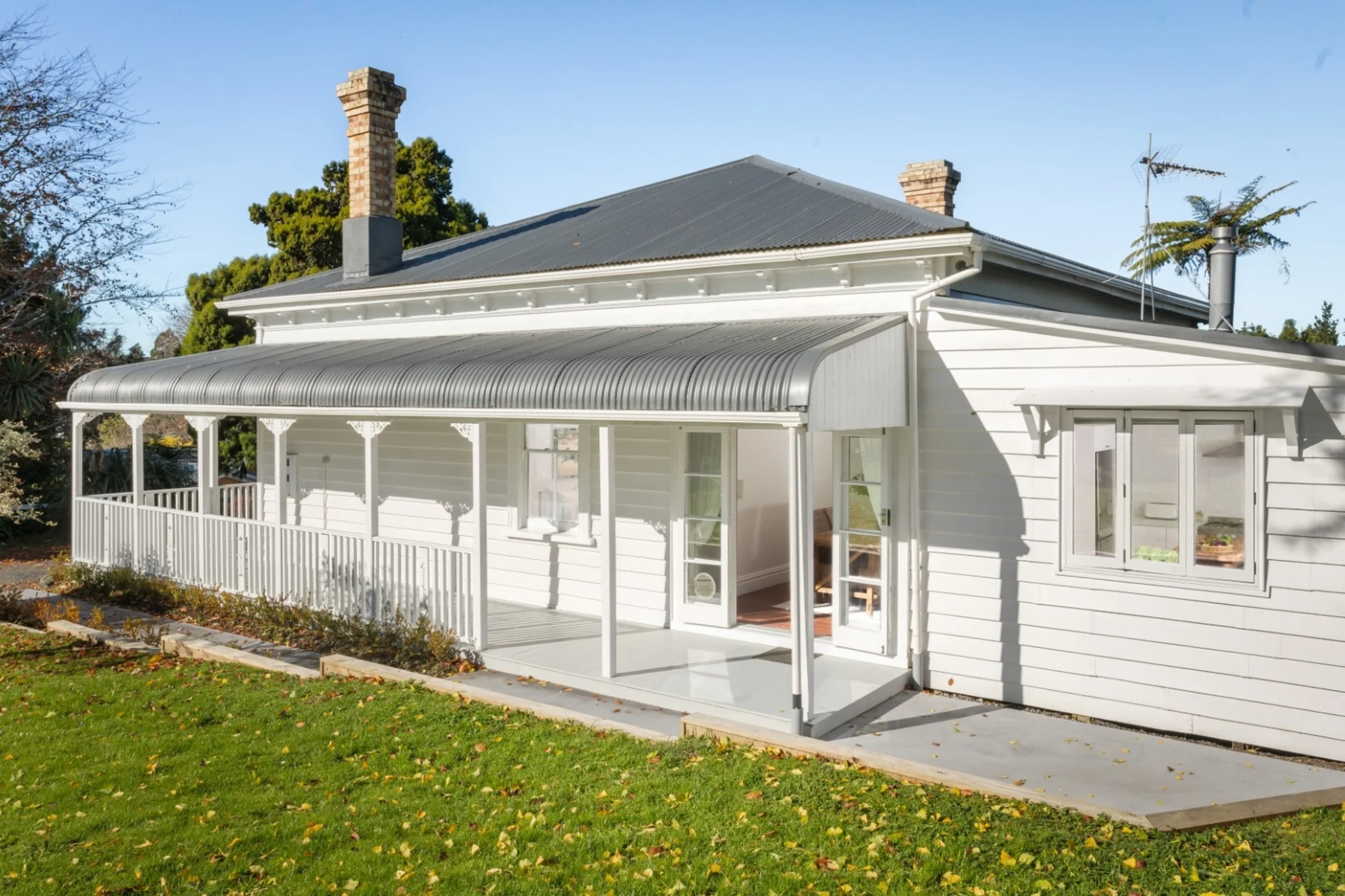 13 Symonds Street