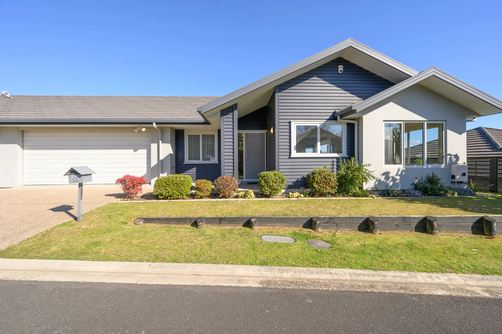 61 Bridgewater Way