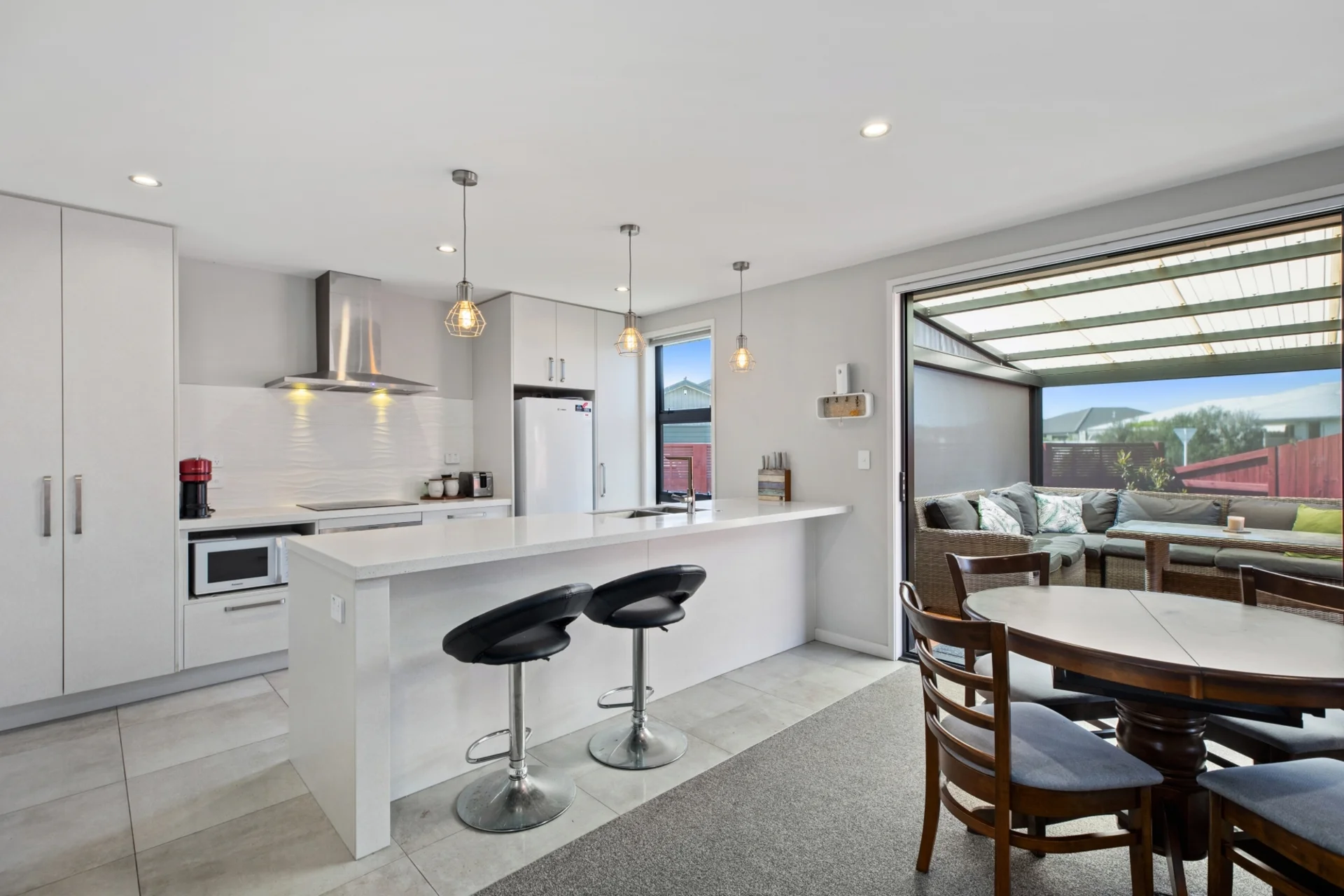 6 Taioma Close