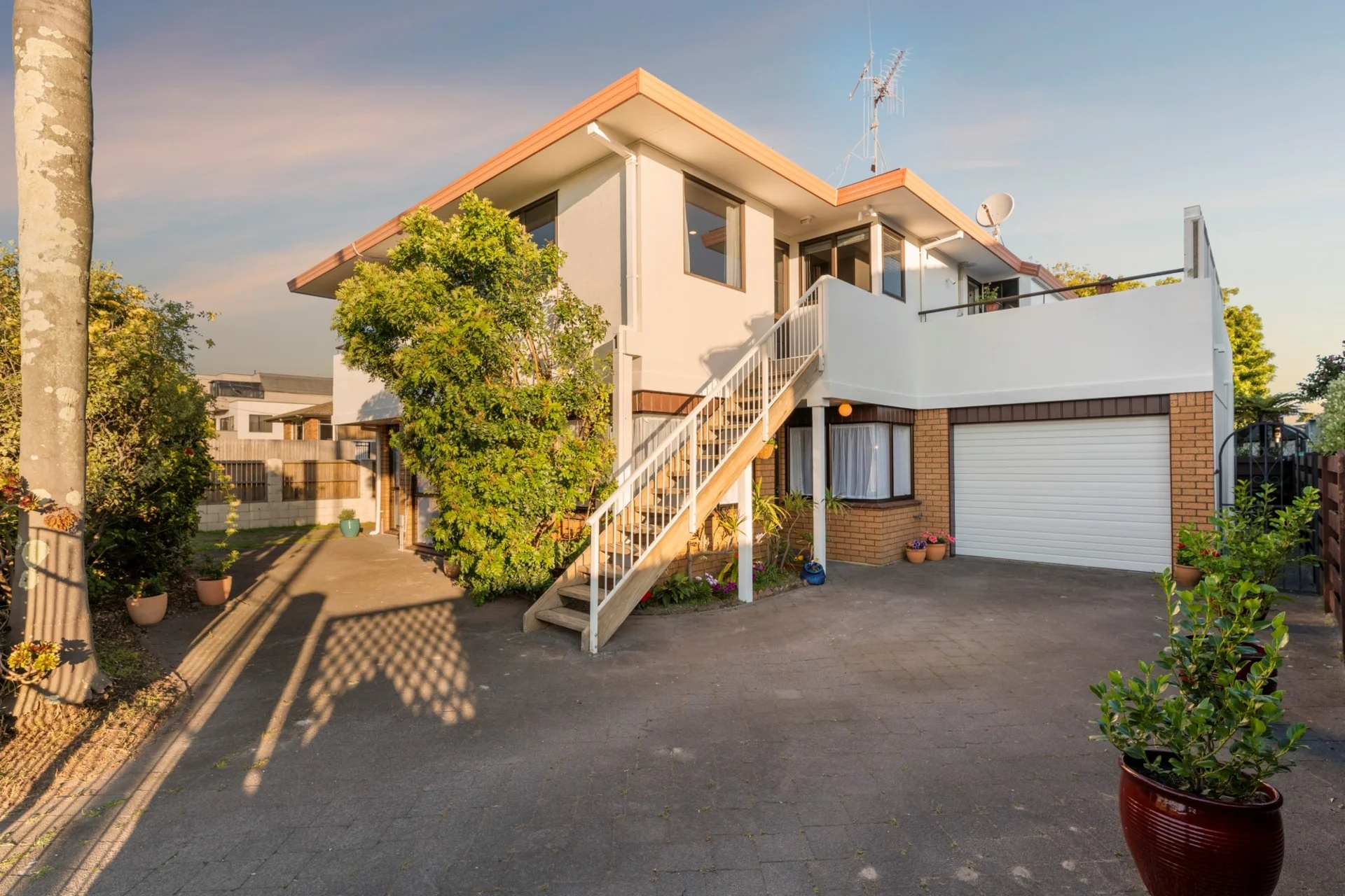 1 Sutherland Avenue