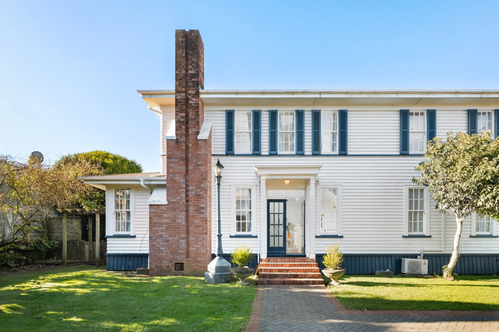 55 Moresby Ave