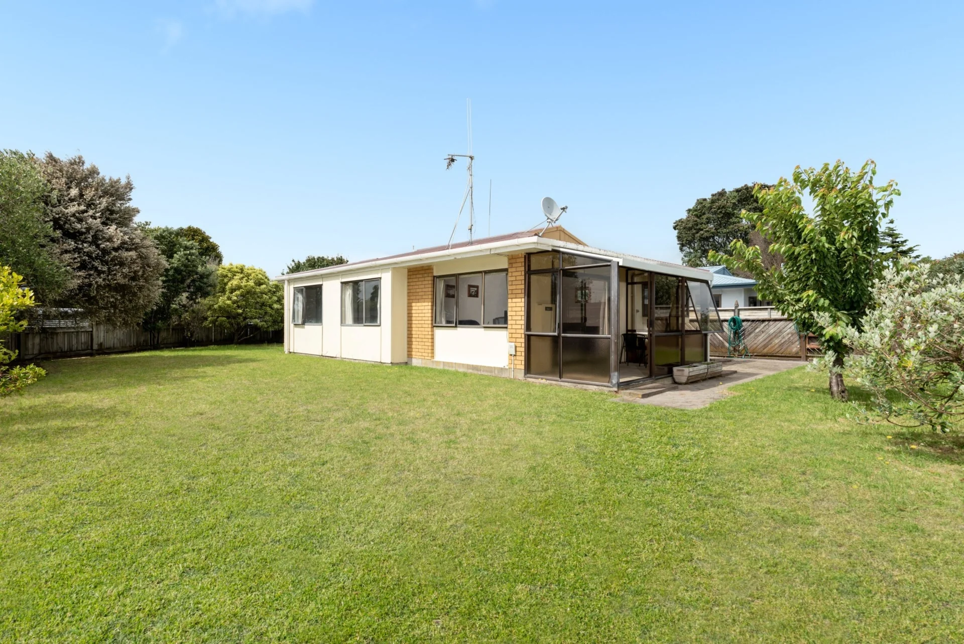 1 Tania Place