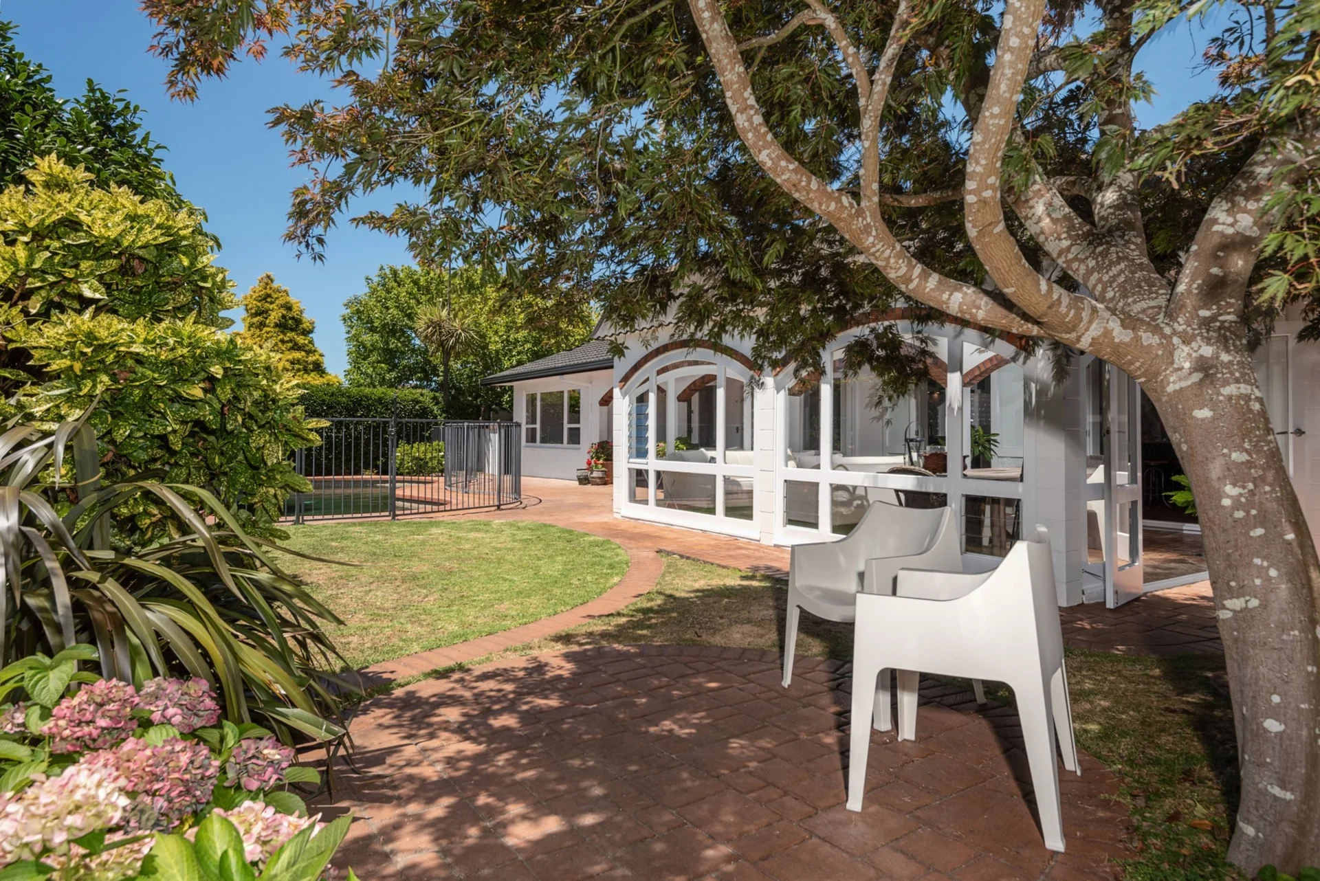 19 Hinewa Road
