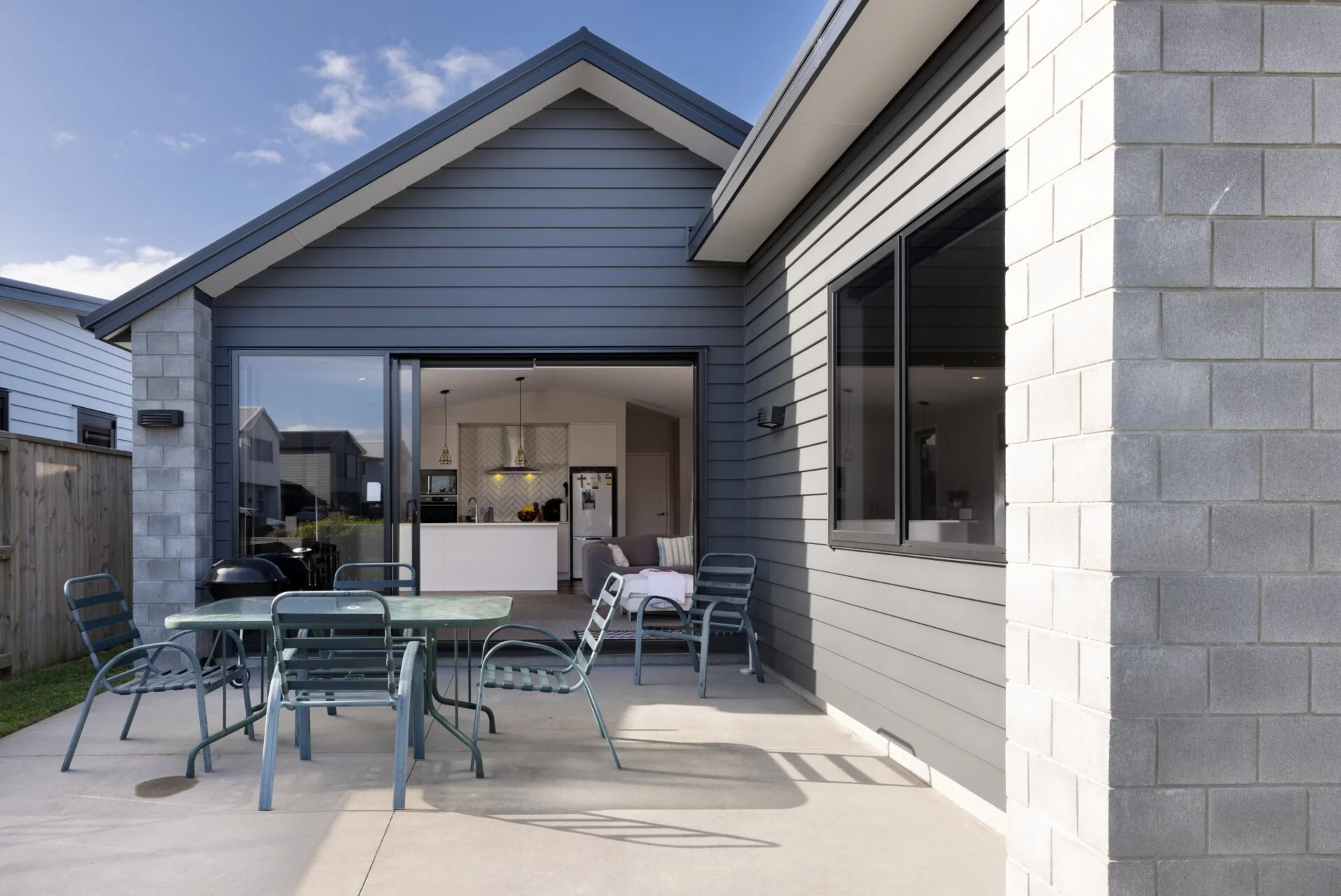 1 Harp Place