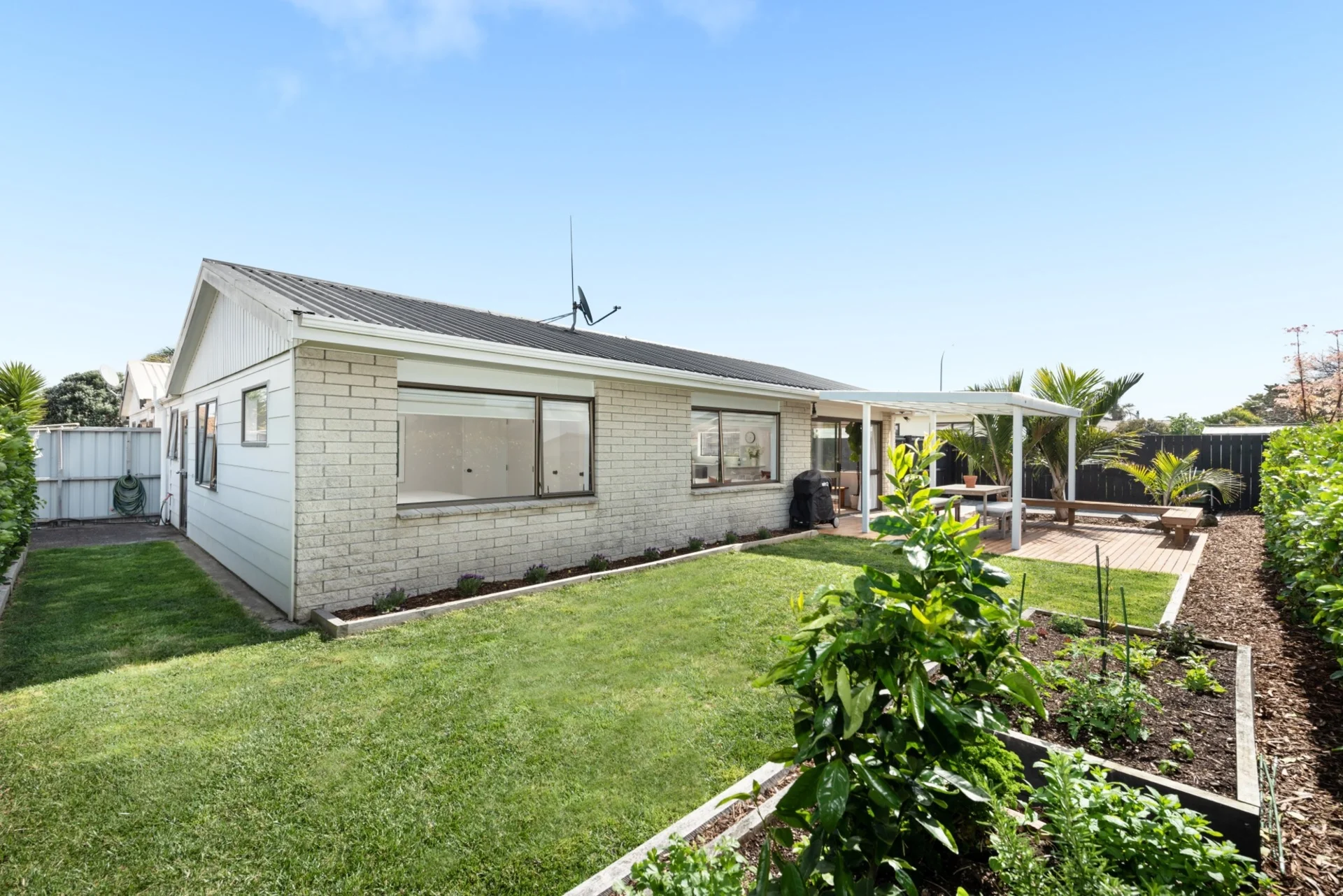 44B Gobray Crescent