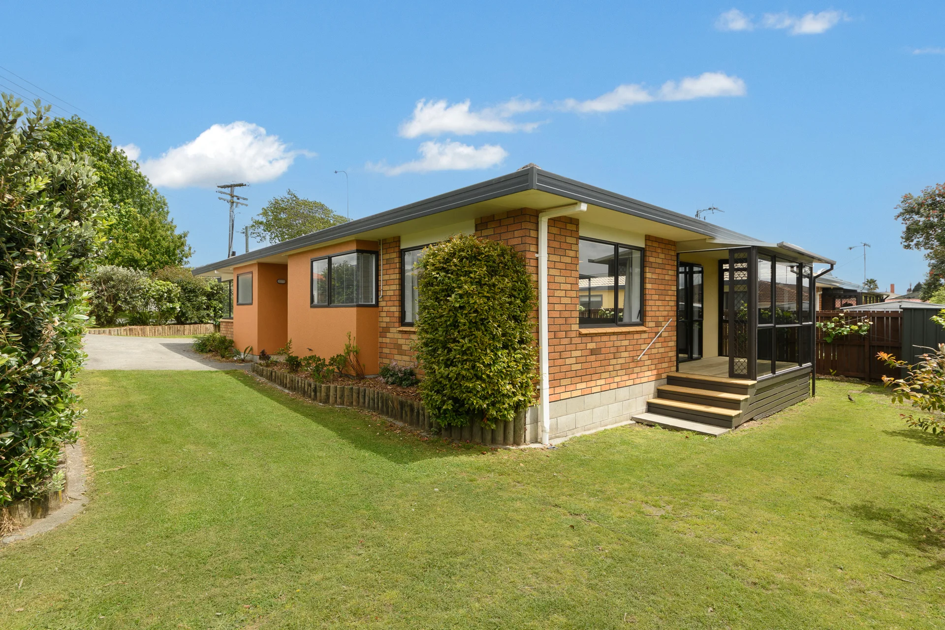45A Pemberton Crescent