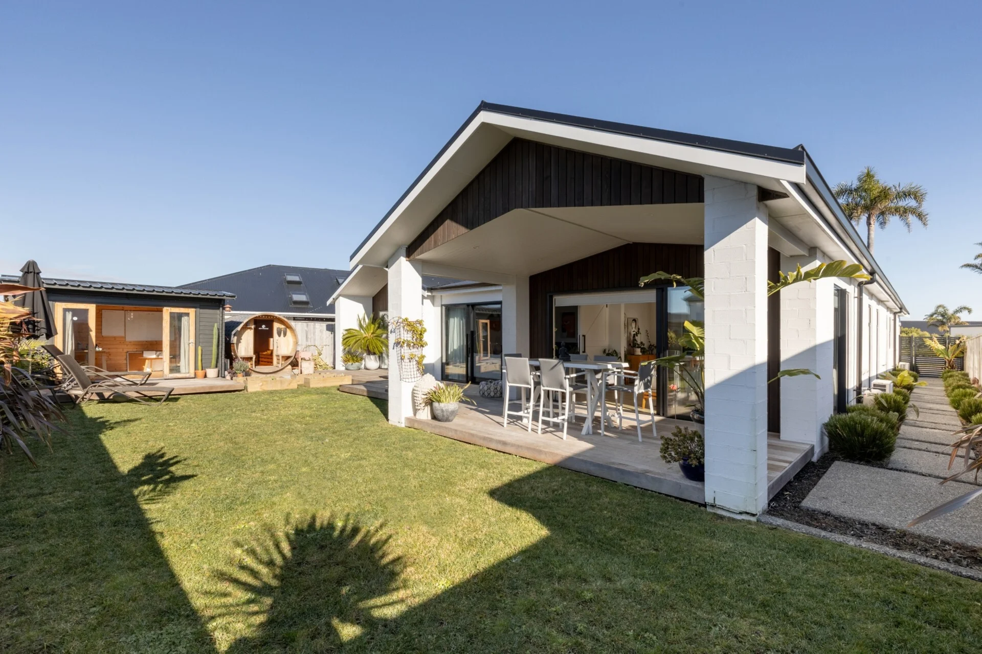 37 Colpoma Close