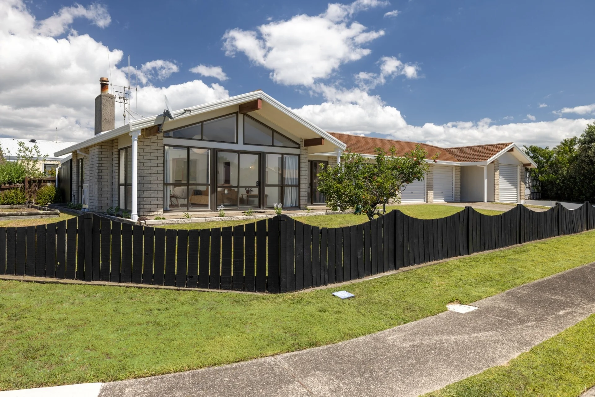 19 Gobray Crescent